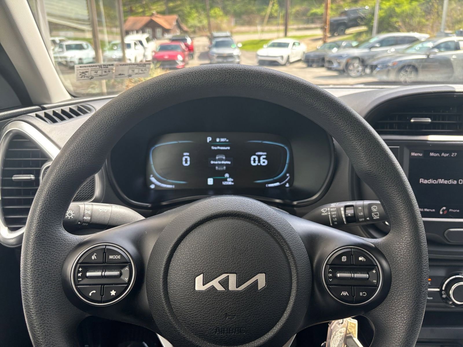 Thumbnail: 2025 Kia Soul - 25