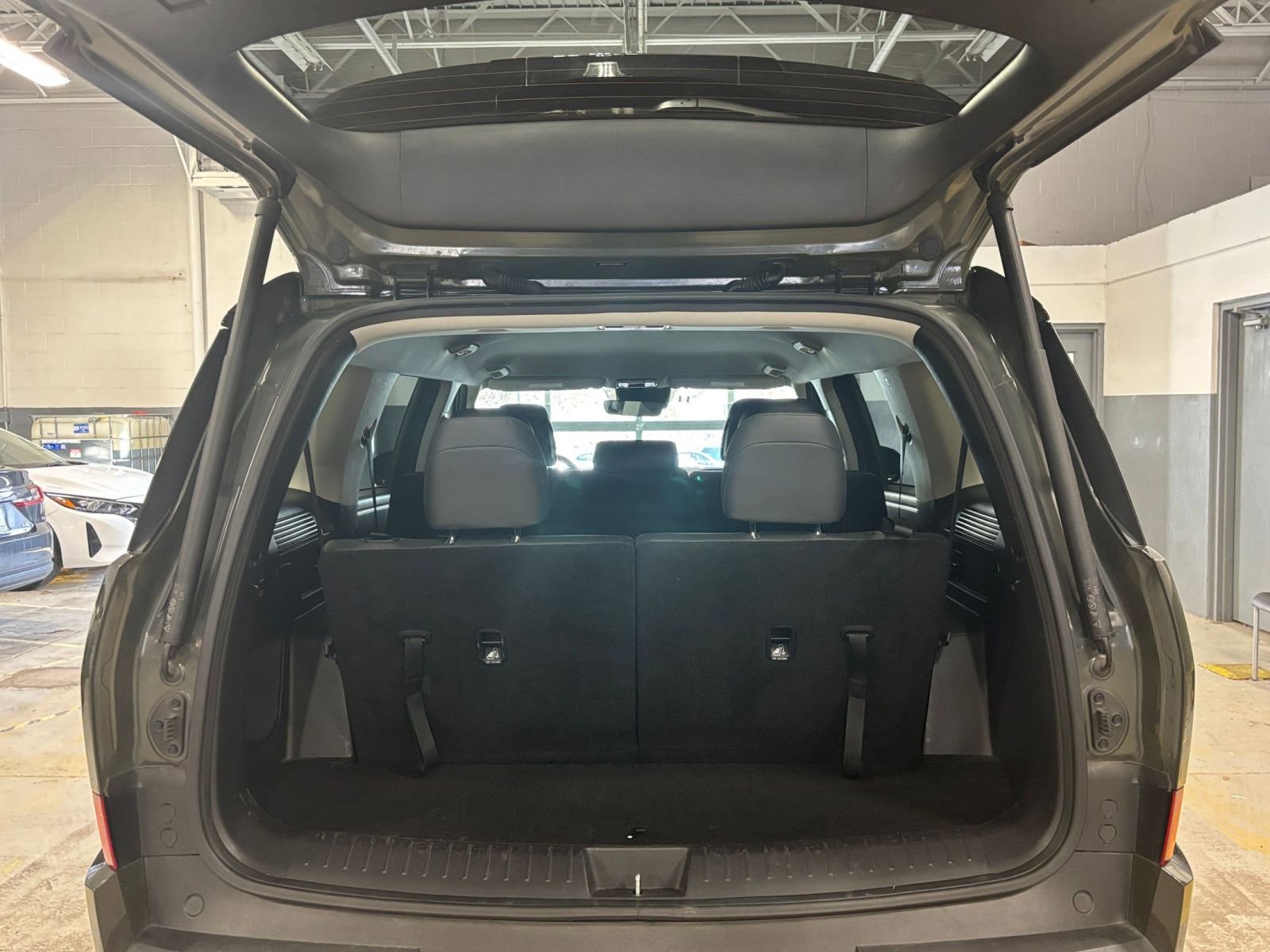 Thumbnail: 2025 Hyundai Santa Fe - 32