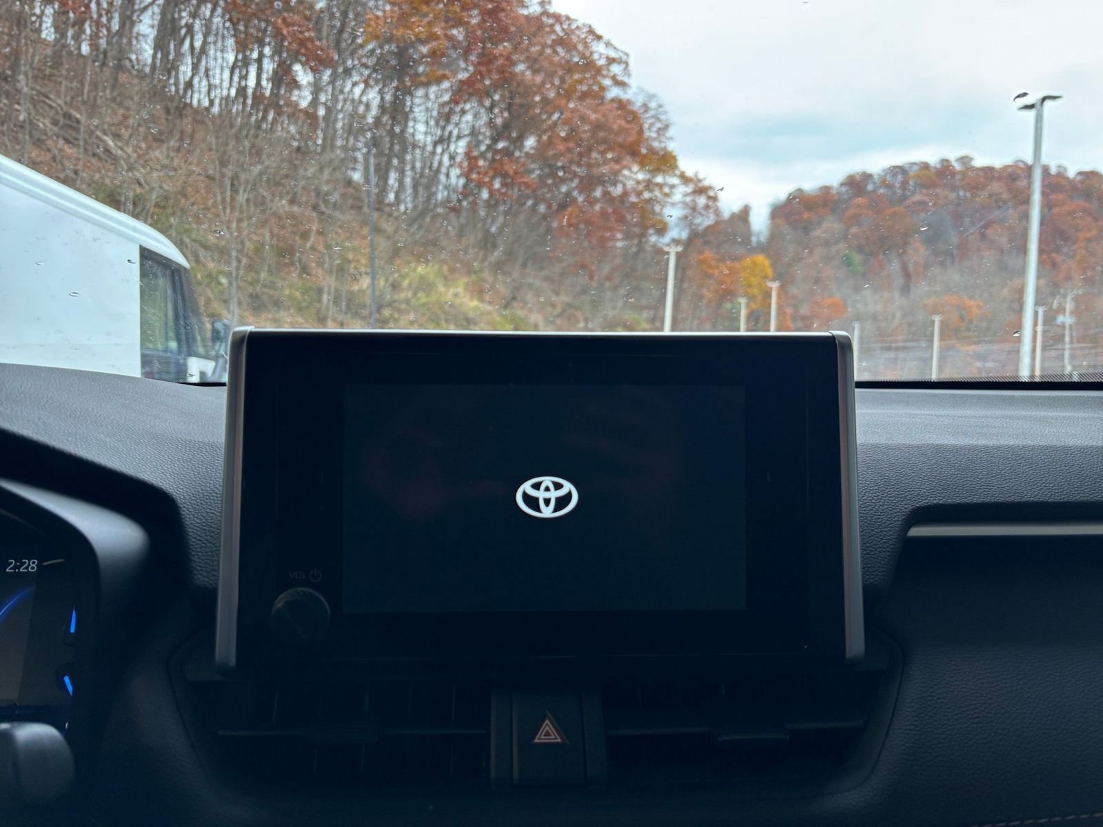 Thumbnail: 2025 Toyota RAV4 - 21