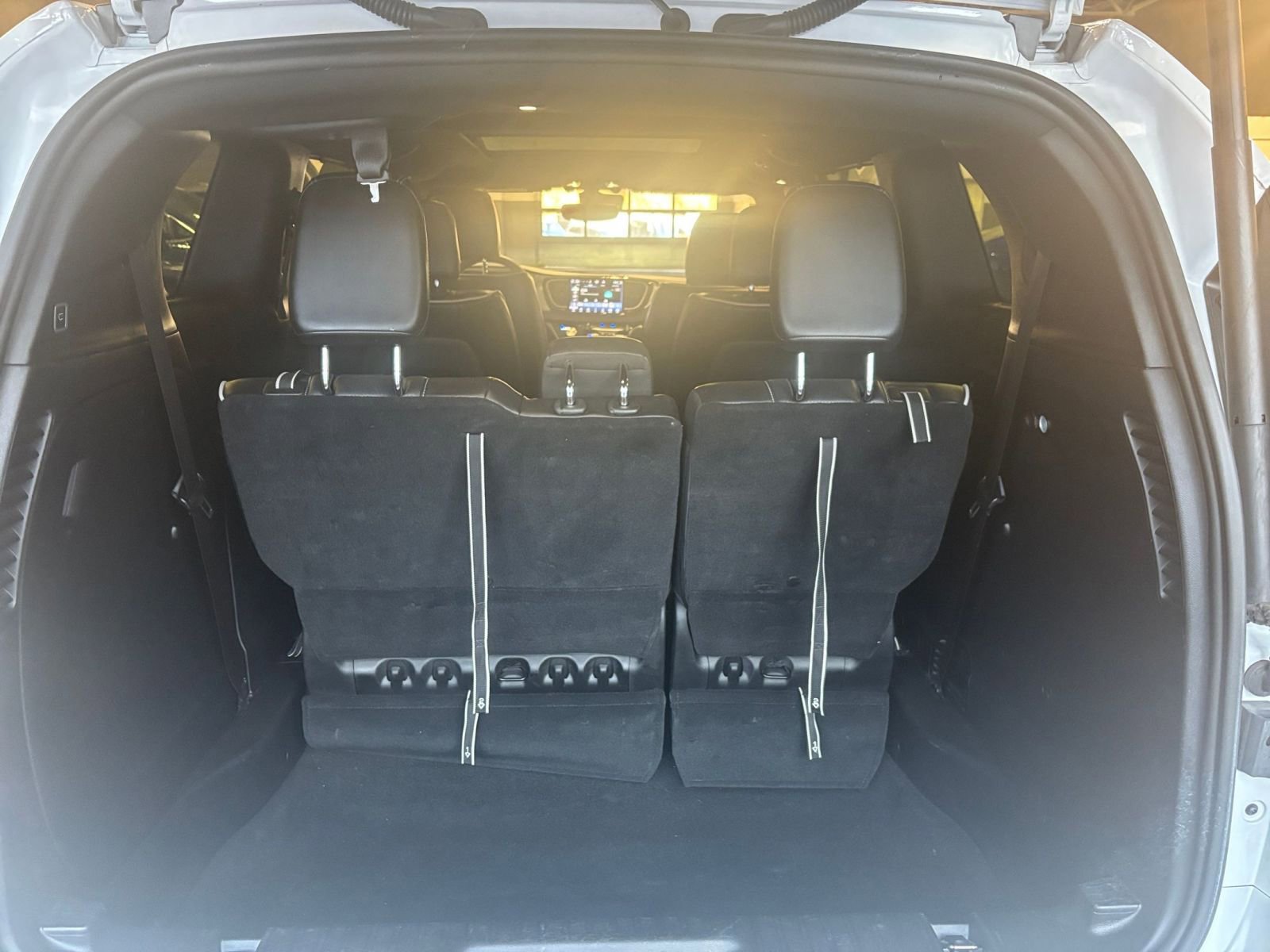 Thumbnail: 2025 Chrysler Pacifica - 33