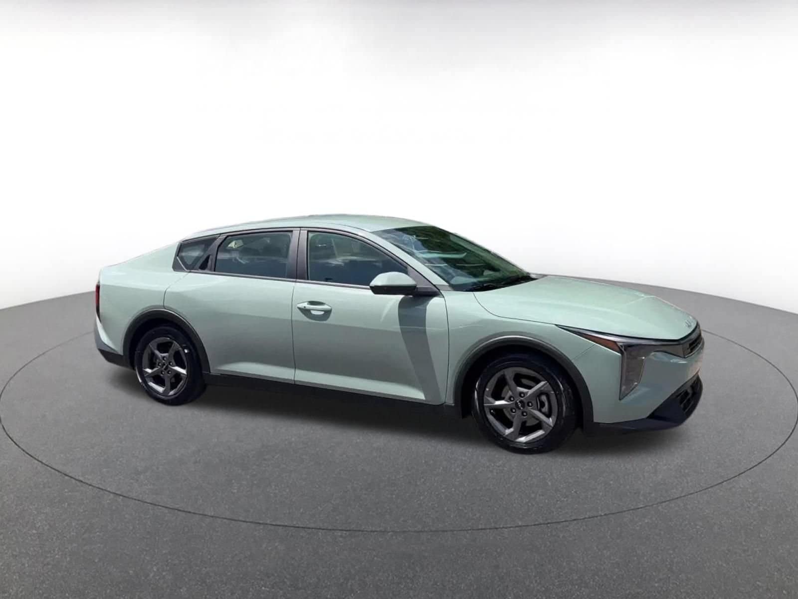 Thumbnail: 2025 Kia K4 - 2