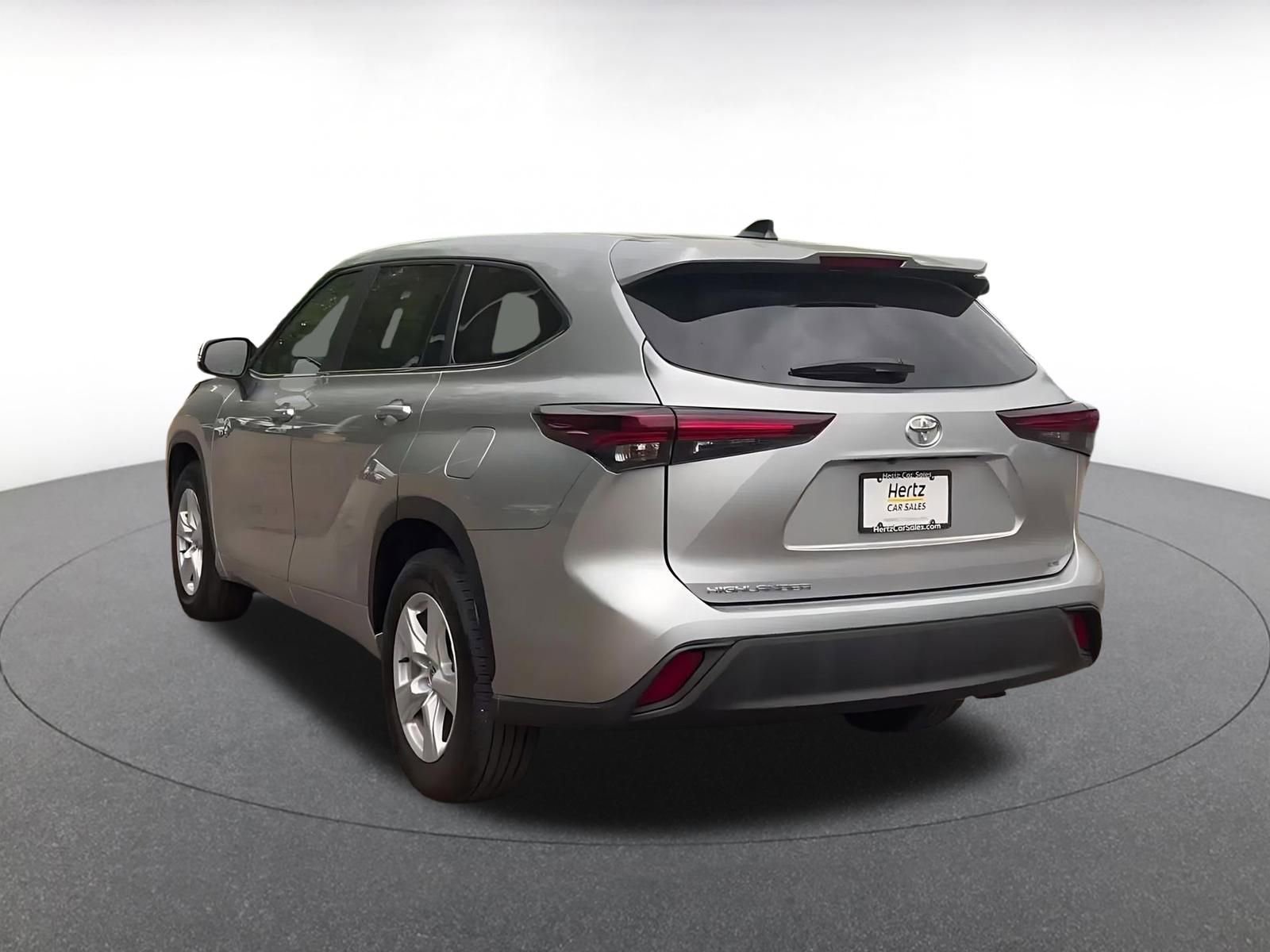 Thumbnail: 2025 Toyota Highlander - 11