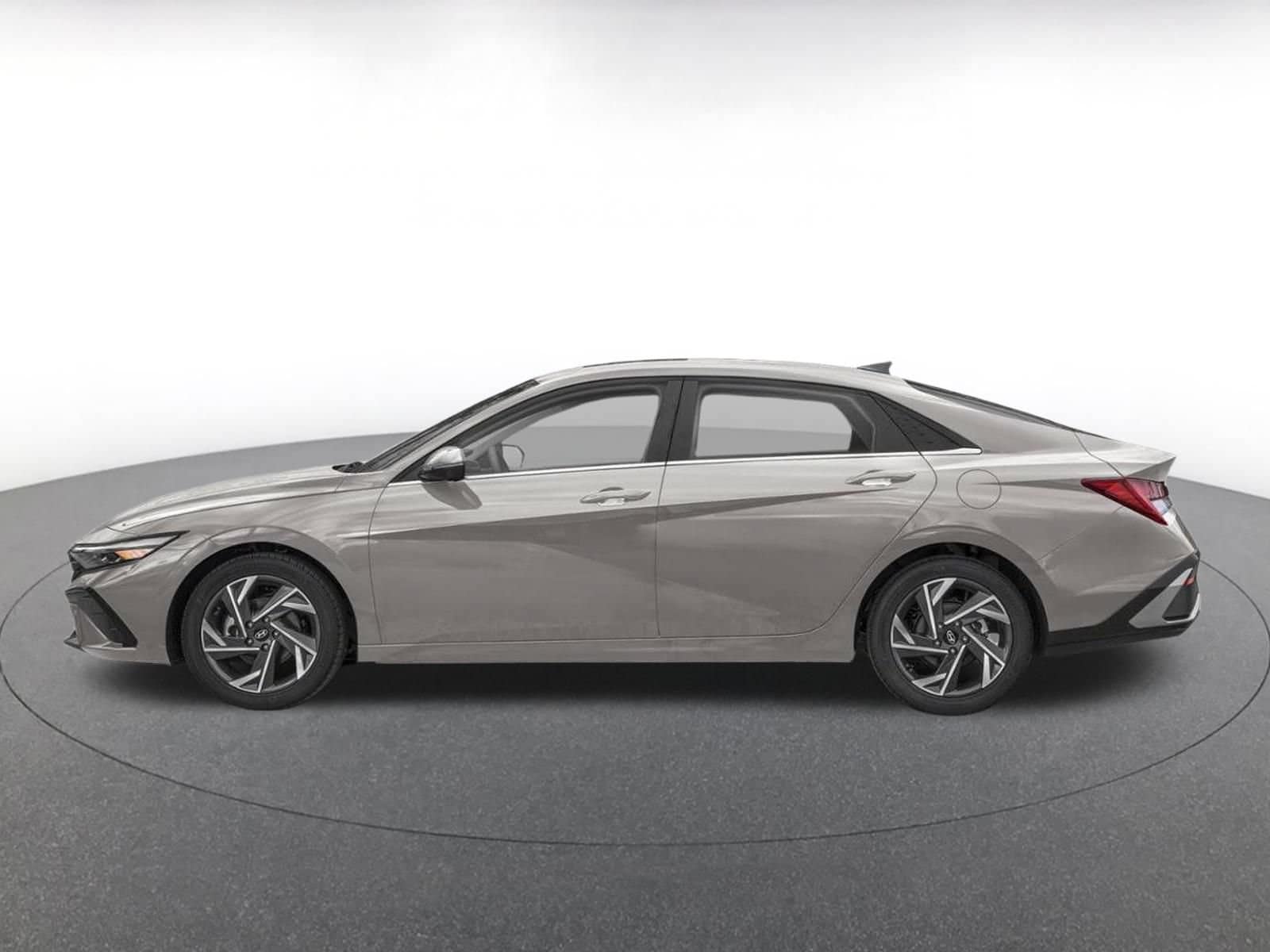 Thumbnail: 2025 Hyundai Elantra - 3