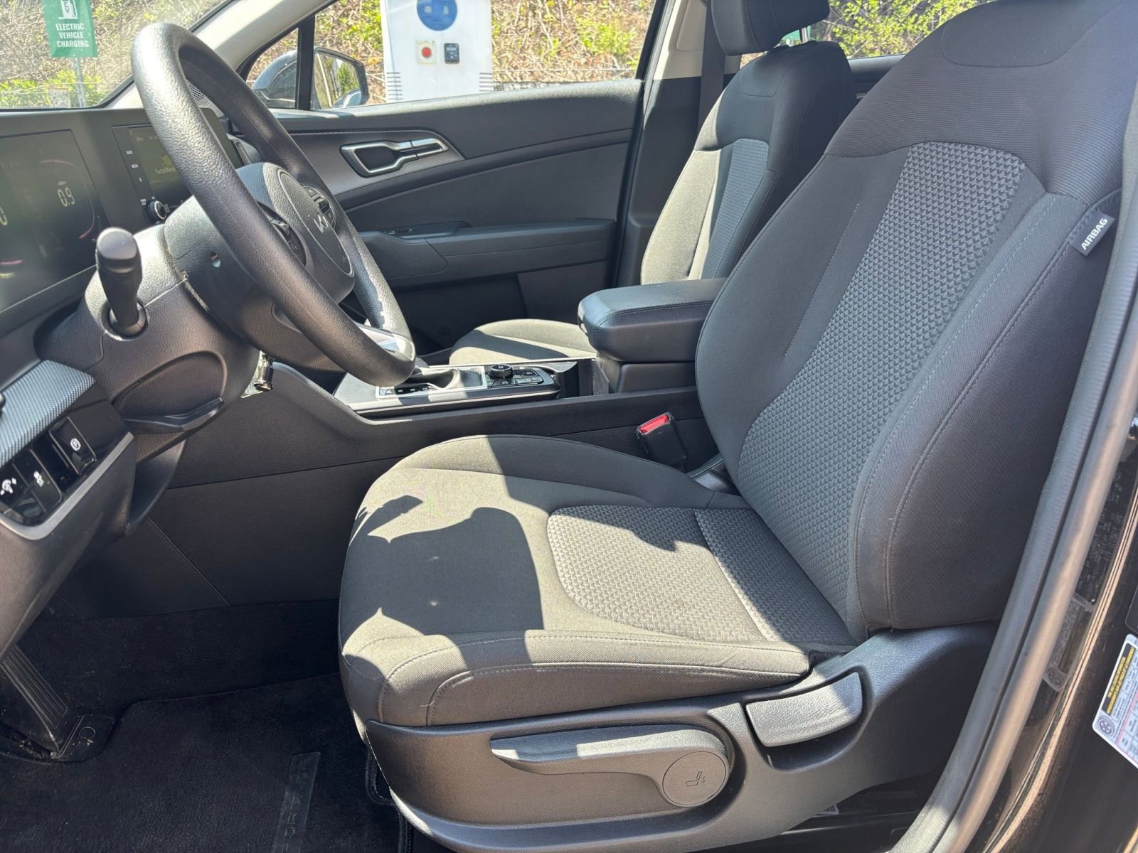 Thumbnail: 2025 Kia Sportage - 35