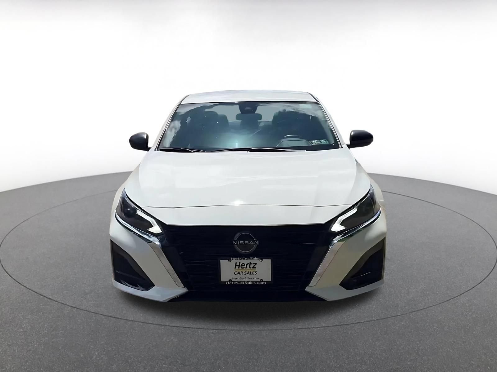 Thumbnail: 2025 Nissan Altima - 4