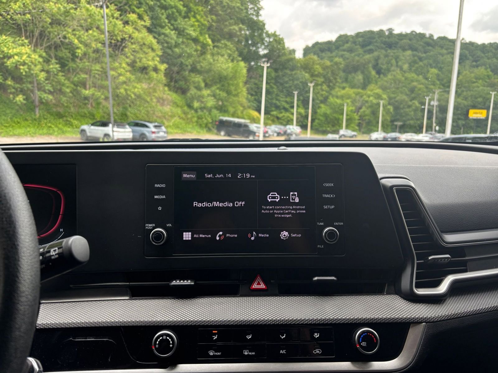 Thumbnail: 2023 Kia Sportage - 18