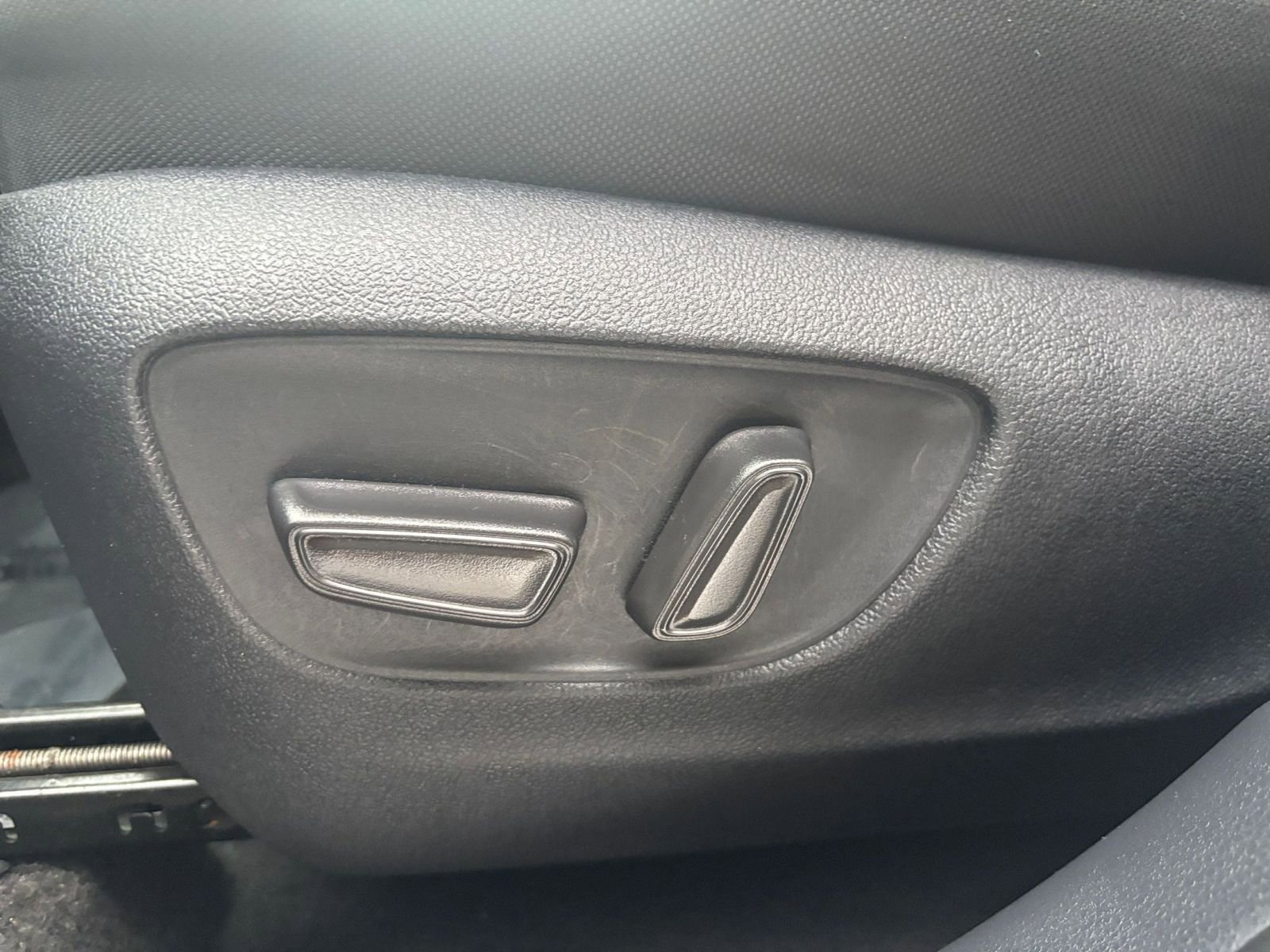 Thumbnail: 2025 Toyota Highlander - 22