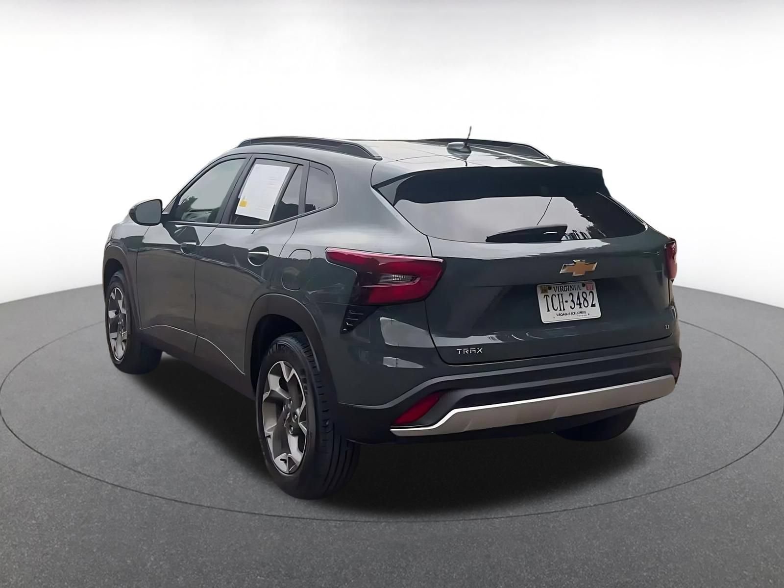 Thumbnail: 2025 Chevrolet Trax - 10