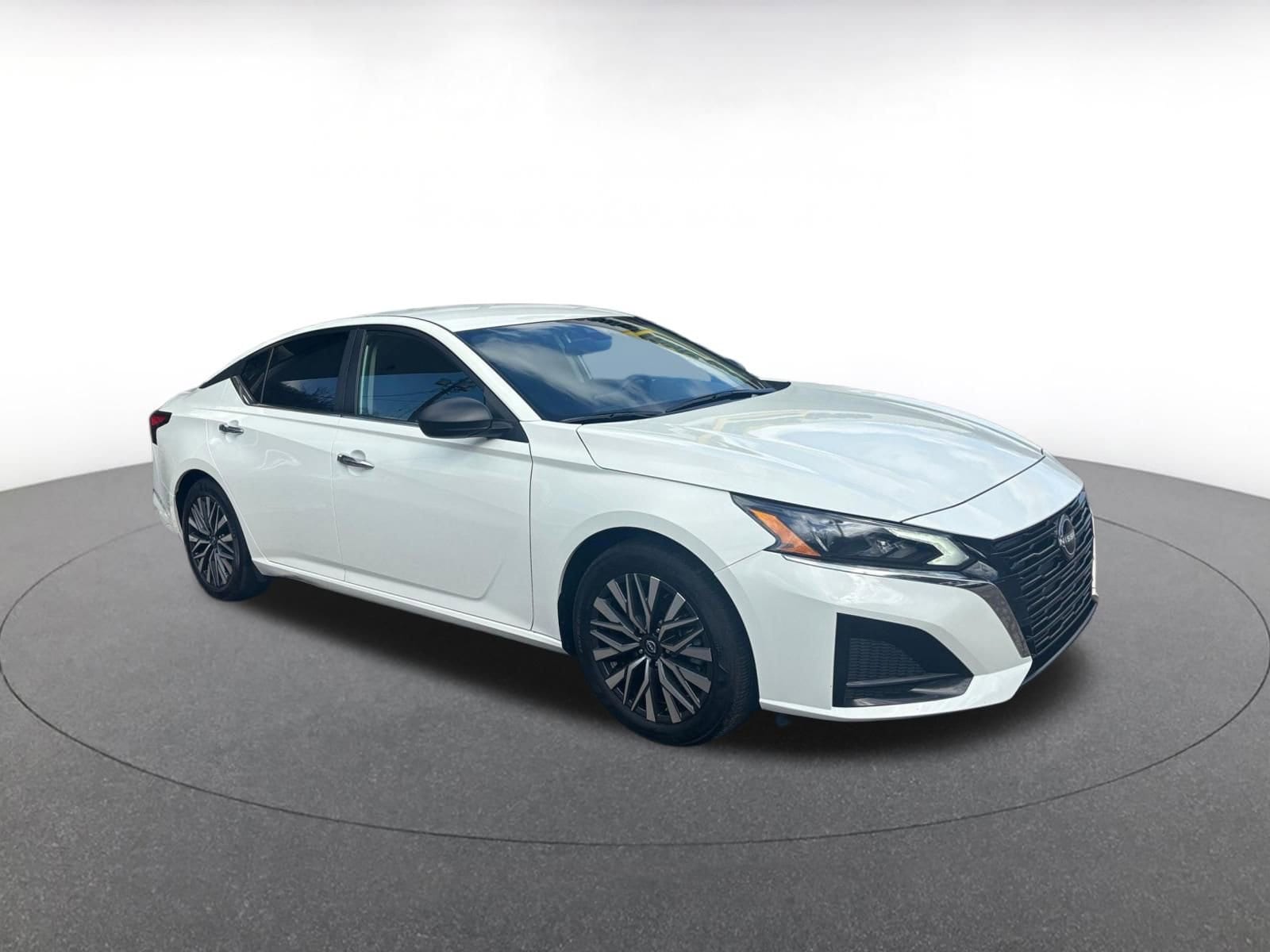 Thumbnail: 2025 Nissan Altima - 1