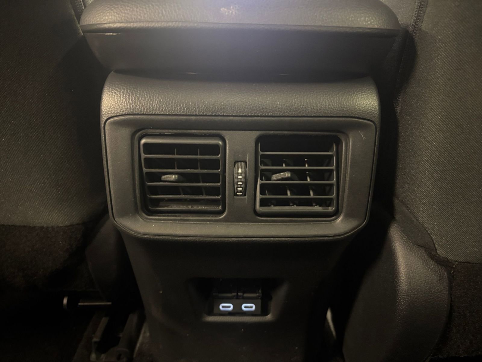 Thumbnail: 2025 Toyota RAV4 - 24