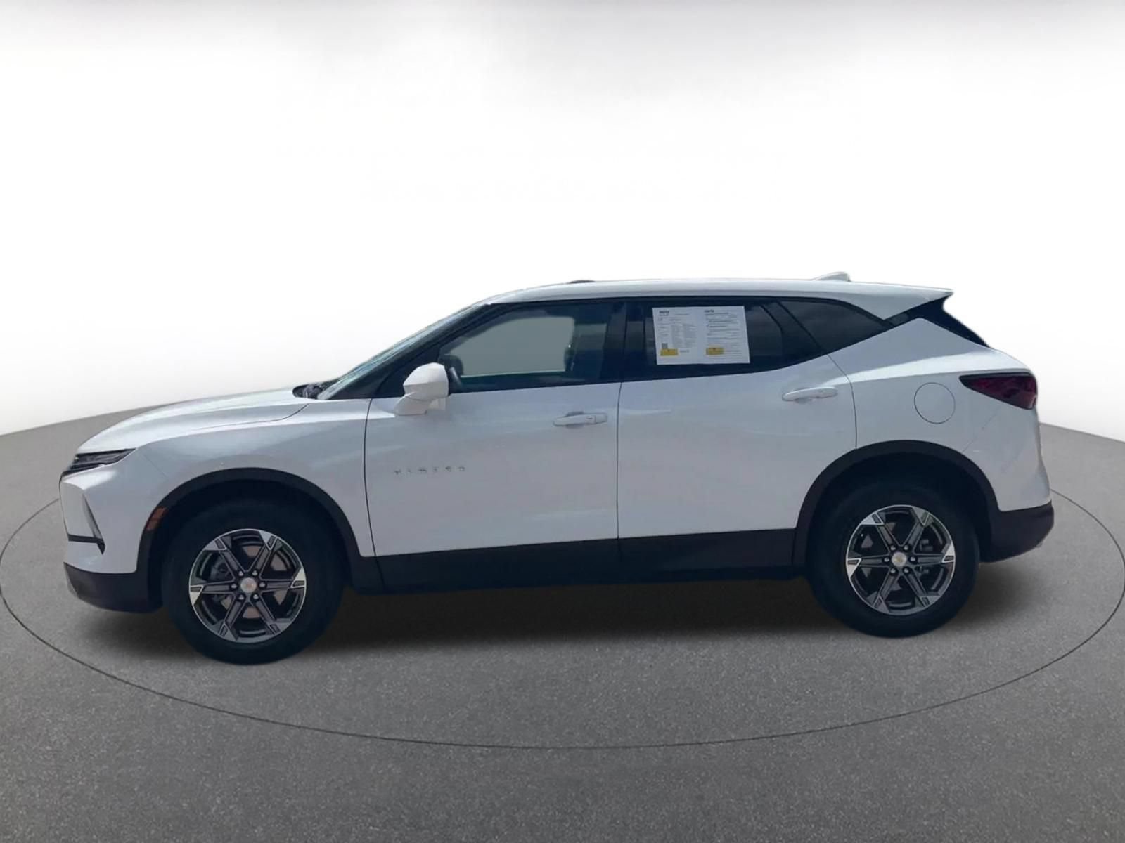 Thumbnail: 2025 Chevrolet Blazer - 10