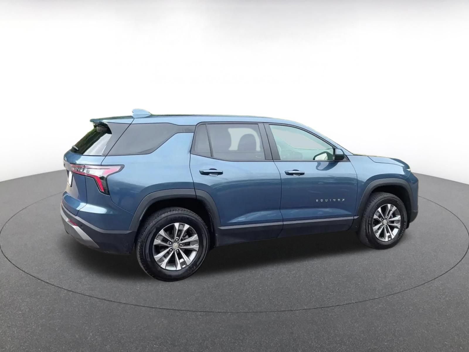 Thumbnail: 2025 Chevrolet Equinox - 14