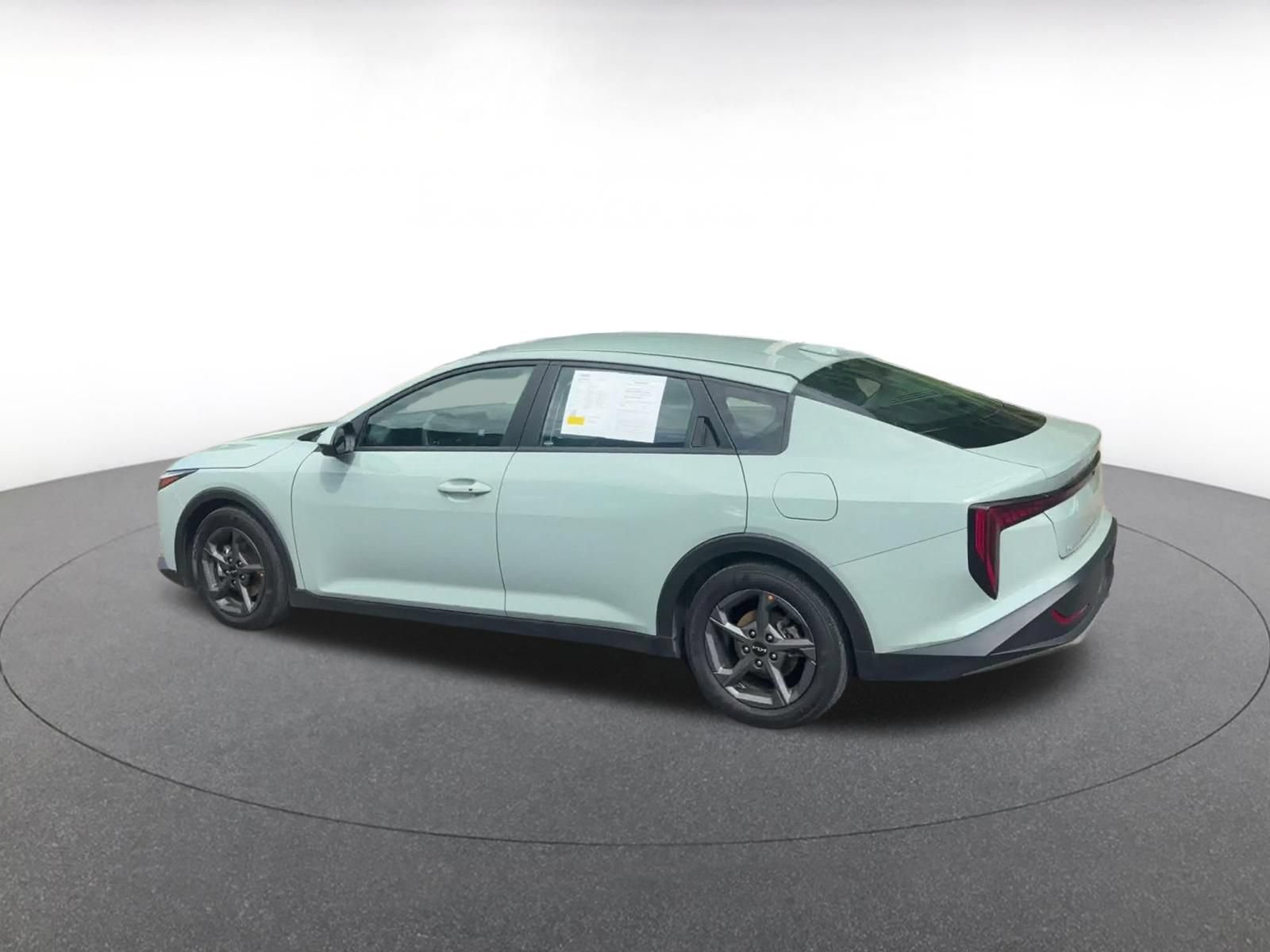 Thumbnail: 2026 Kia K4 - 9