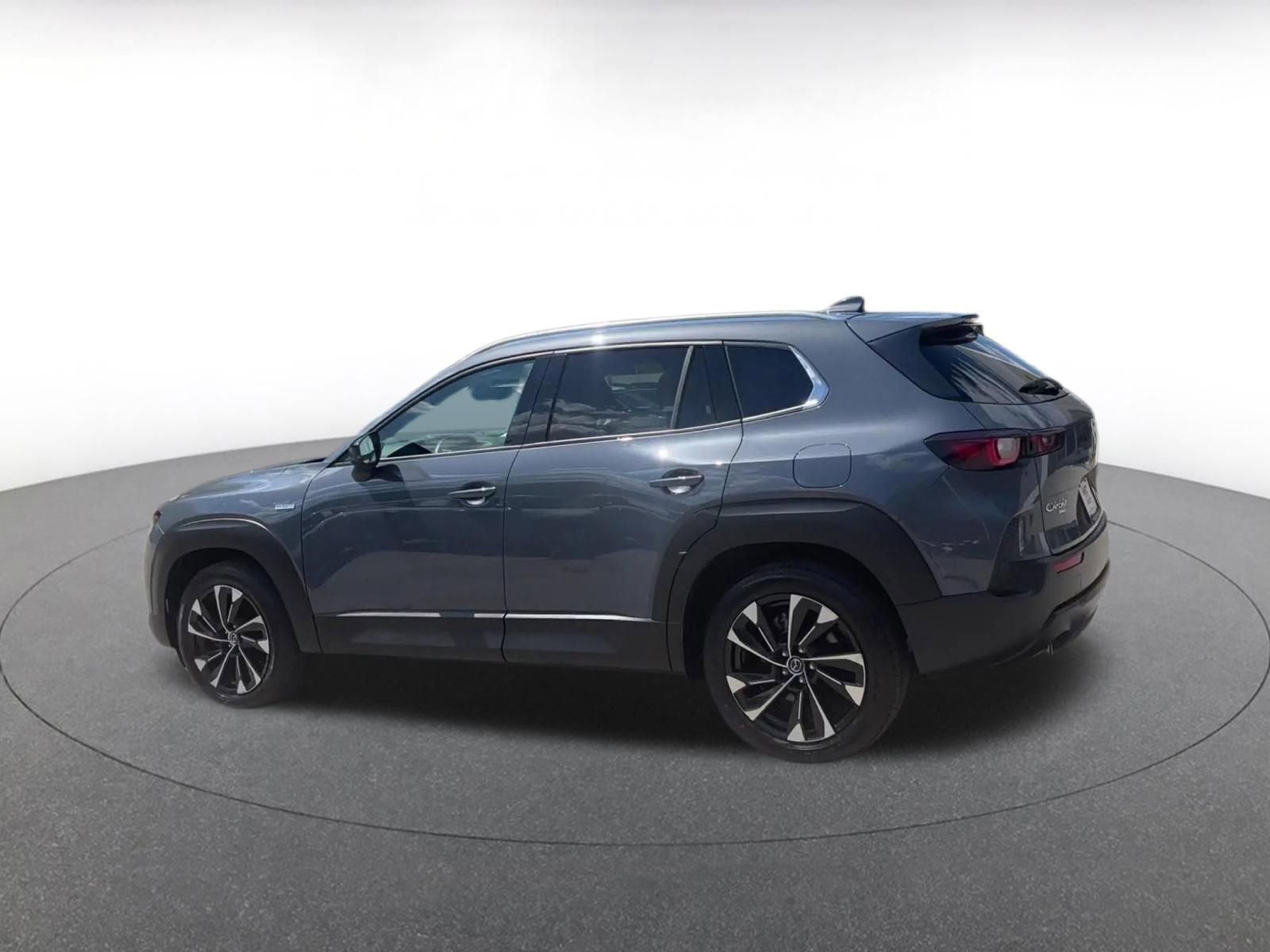 Thumbnail: 2025 Mazda CX-50 - 10