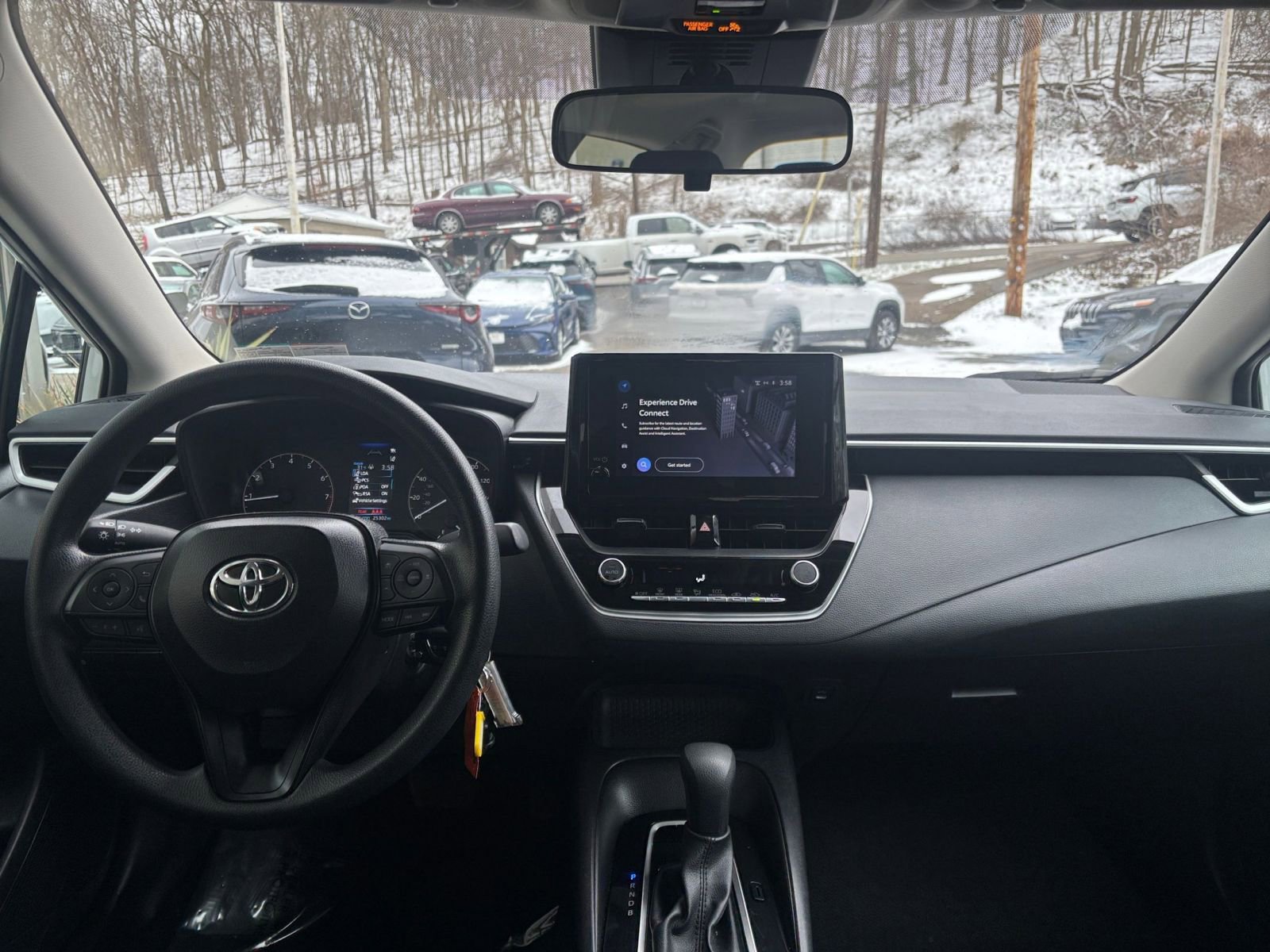 Thumbnail: 2025 Toyota Corolla - 32