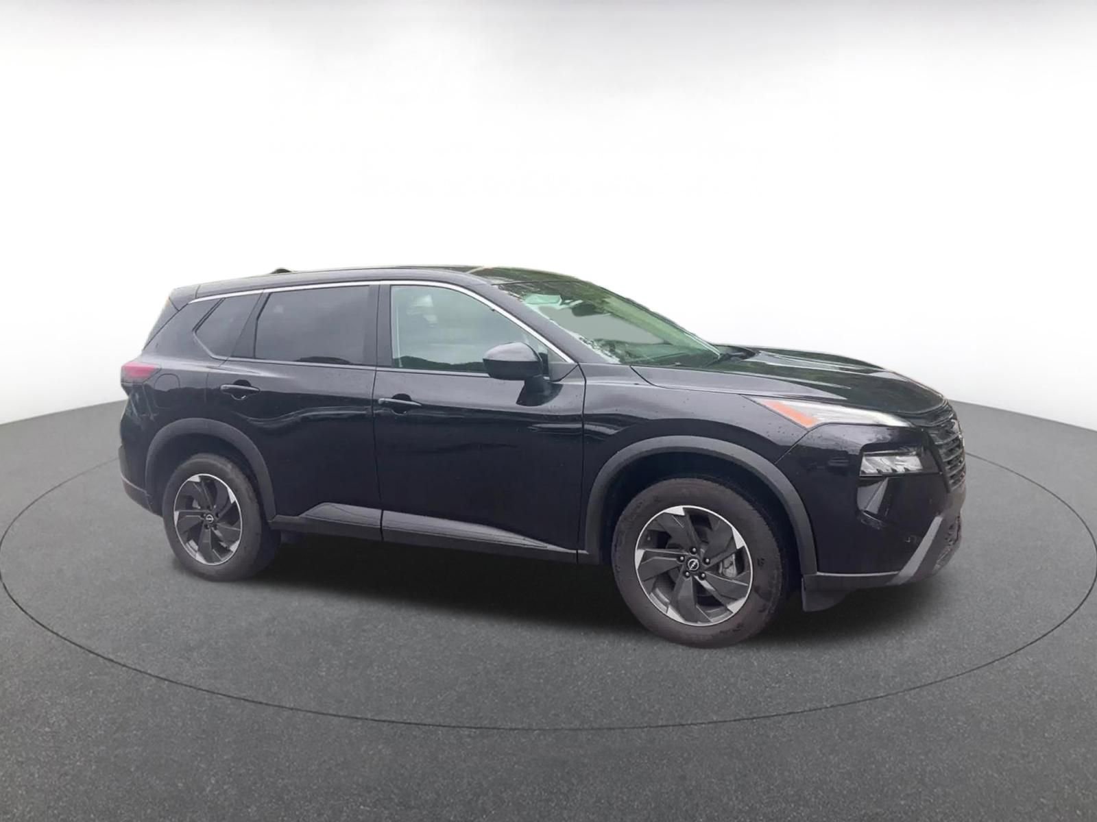 Thumbnail: 2025 Nissan Rogue - 2