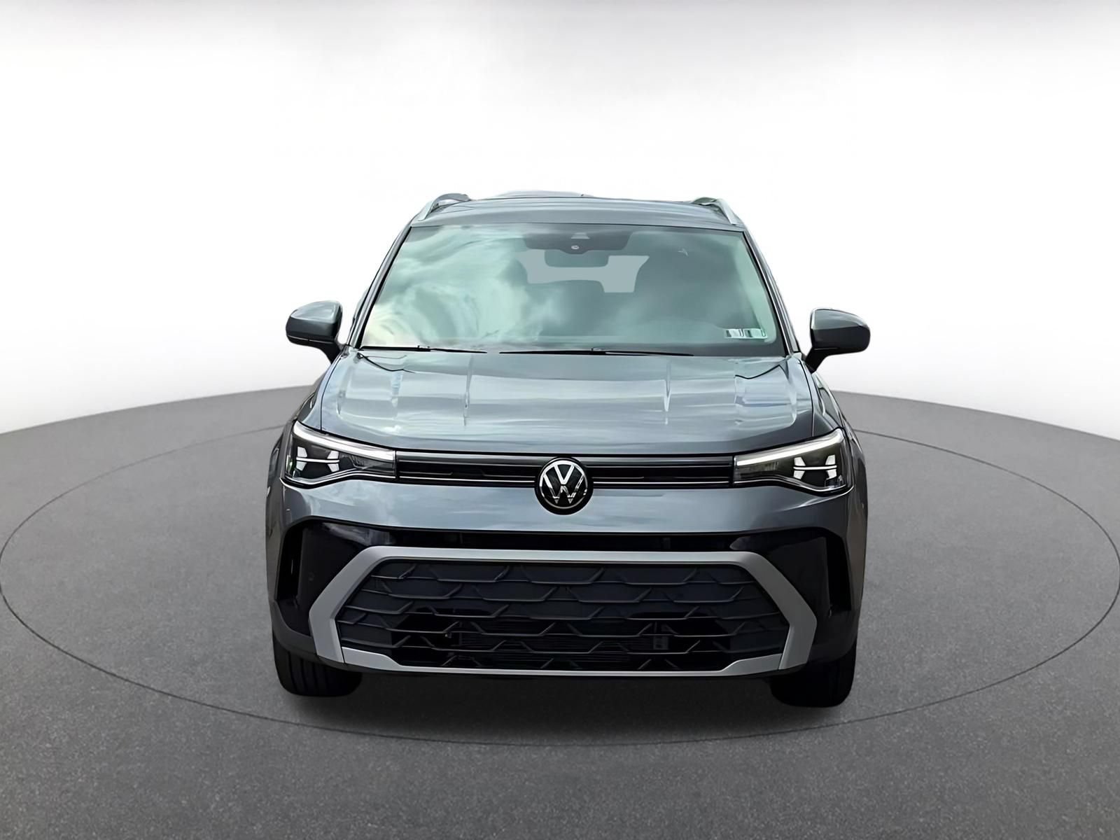 Thumbnail: 2025 Volkswagen Taos - 4