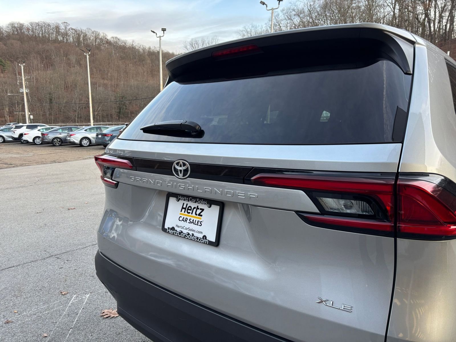 Thumbnail: 2025 Toyota Grand Highlander - 17