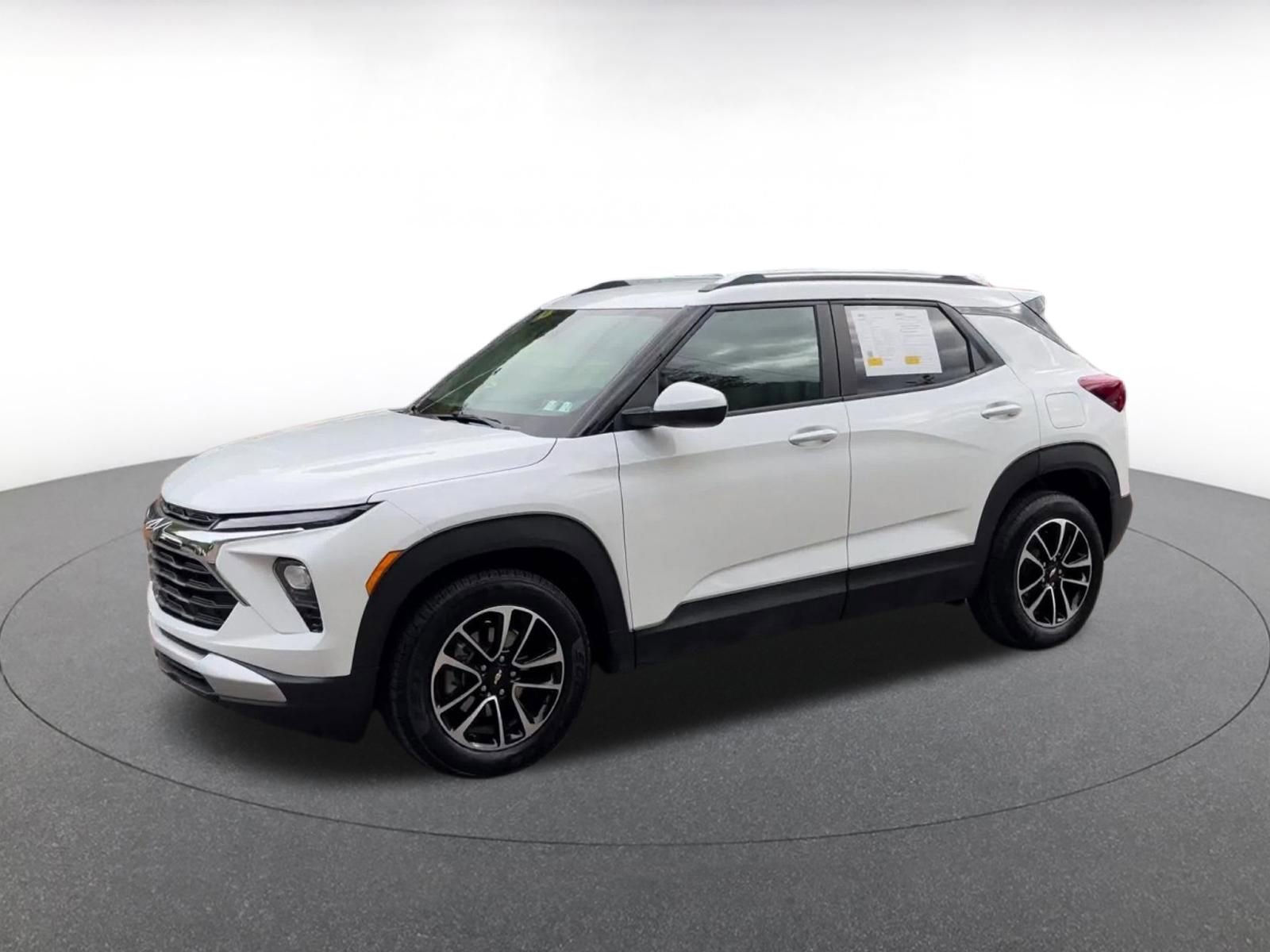 Thumbnail: 2025 Chevrolet TrailBlazer - 8