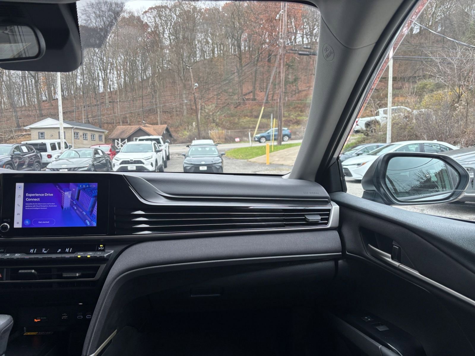 Thumbnail: 2025 Toyota Camry - 34