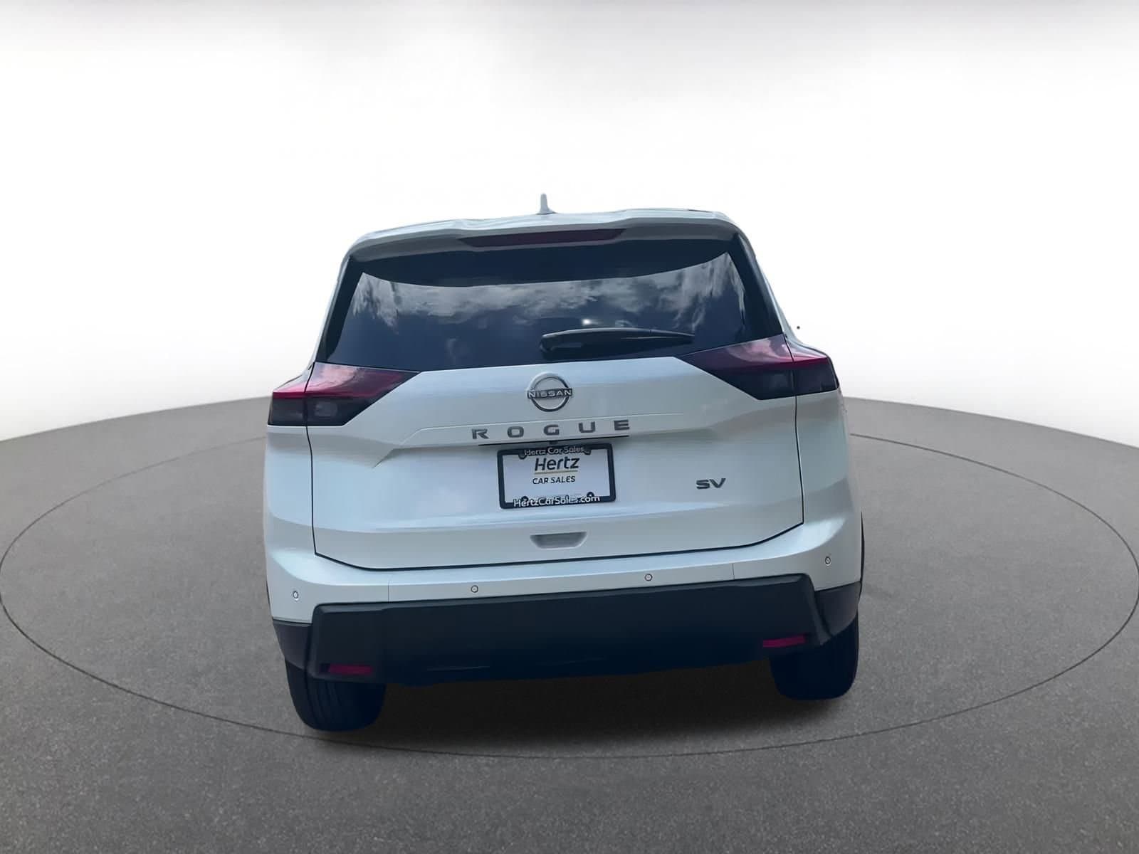 Thumbnail: 2024 Nissan Rogue - 14