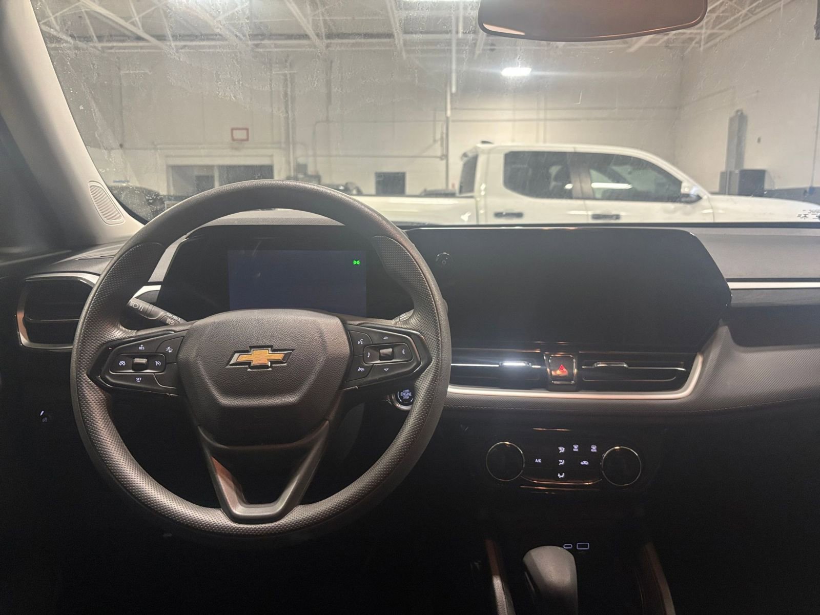 Thumbnail: 2025 Chevrolet TrailBlazer - 33