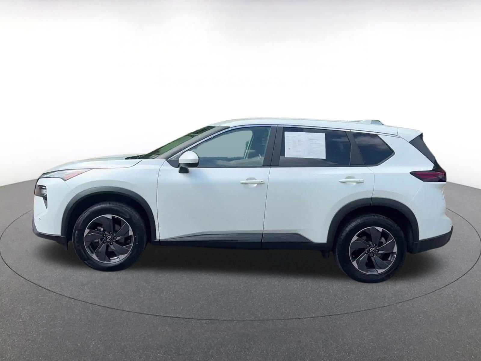 Thumbnail: 2024 Nissan Rogue - 10