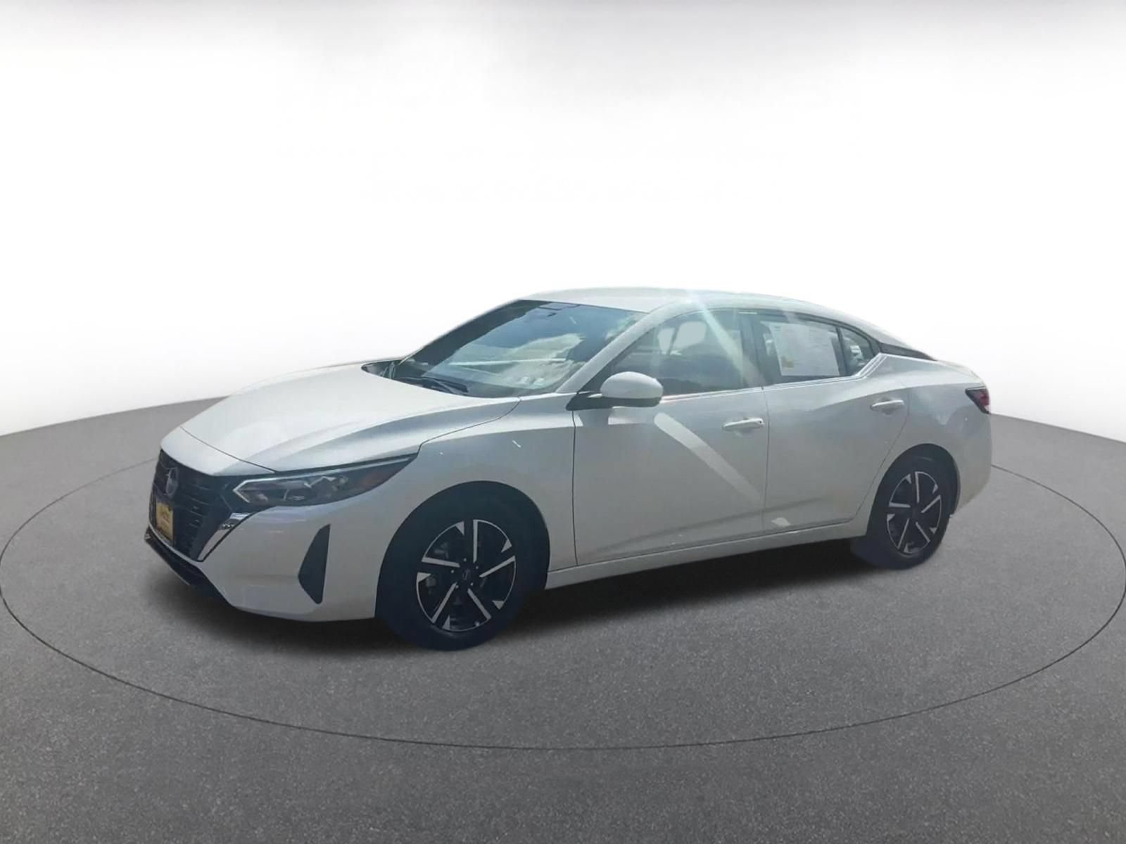 Thumbnail: 2025 Nissan Sentra - 6