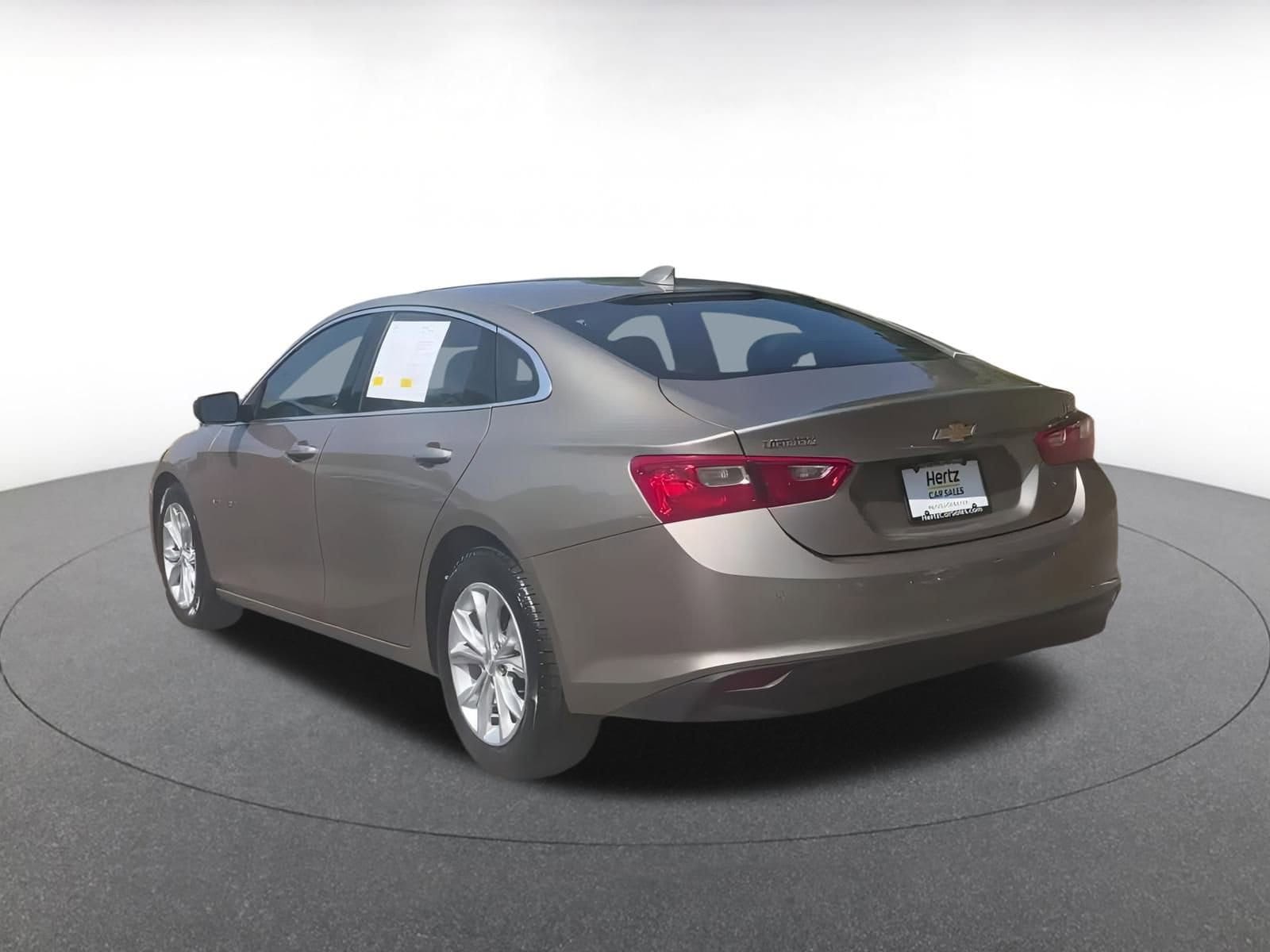 Thumbnail: 2023 Chevrolet Malibu - 11