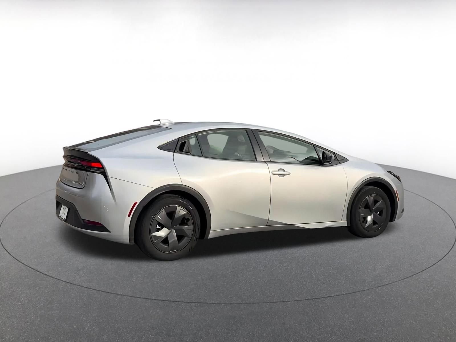 Thumbnail: 2025 Toyota Prius - 15