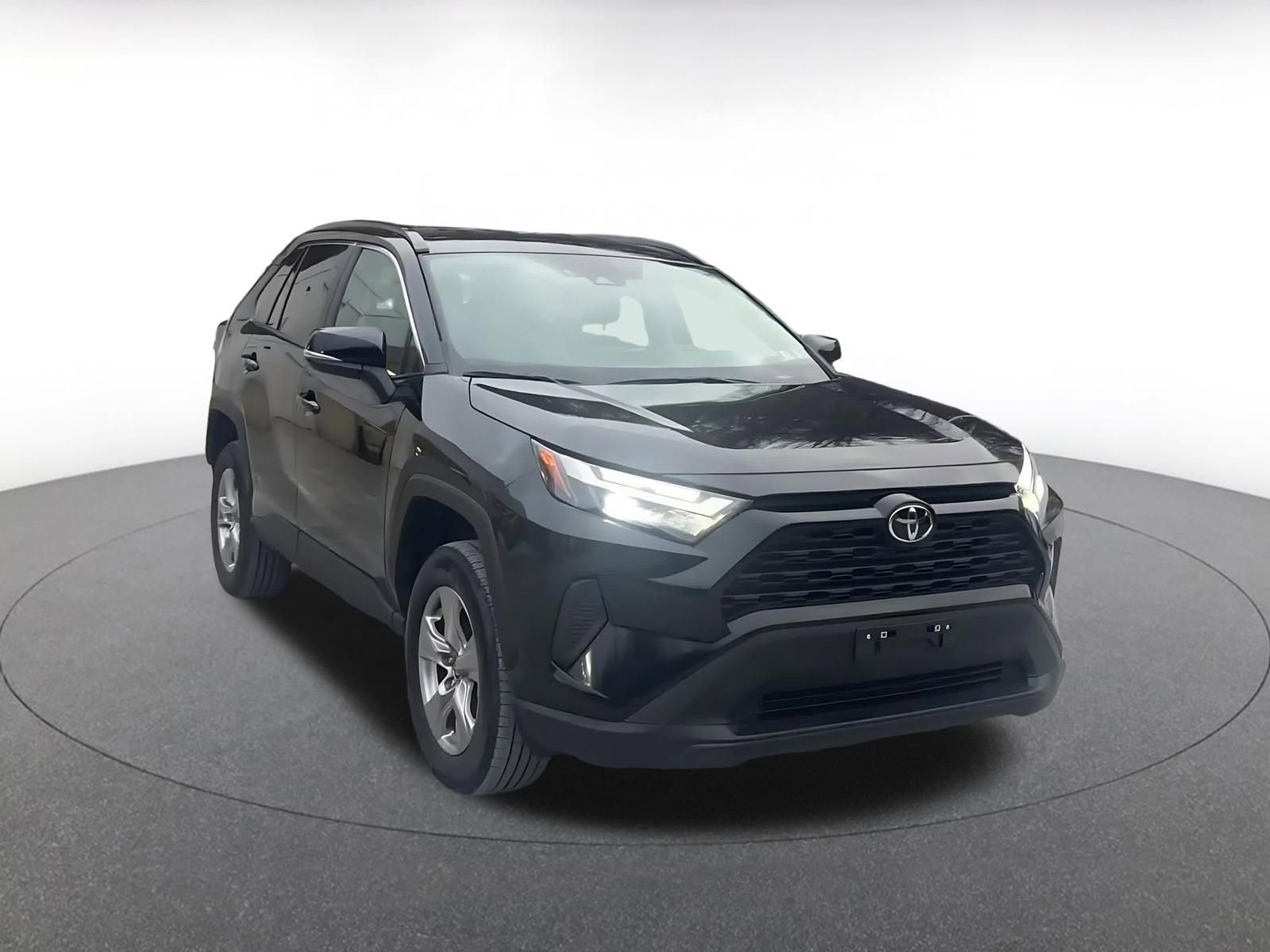 Thumbnail: 2025 Toyota RAV4 - 3