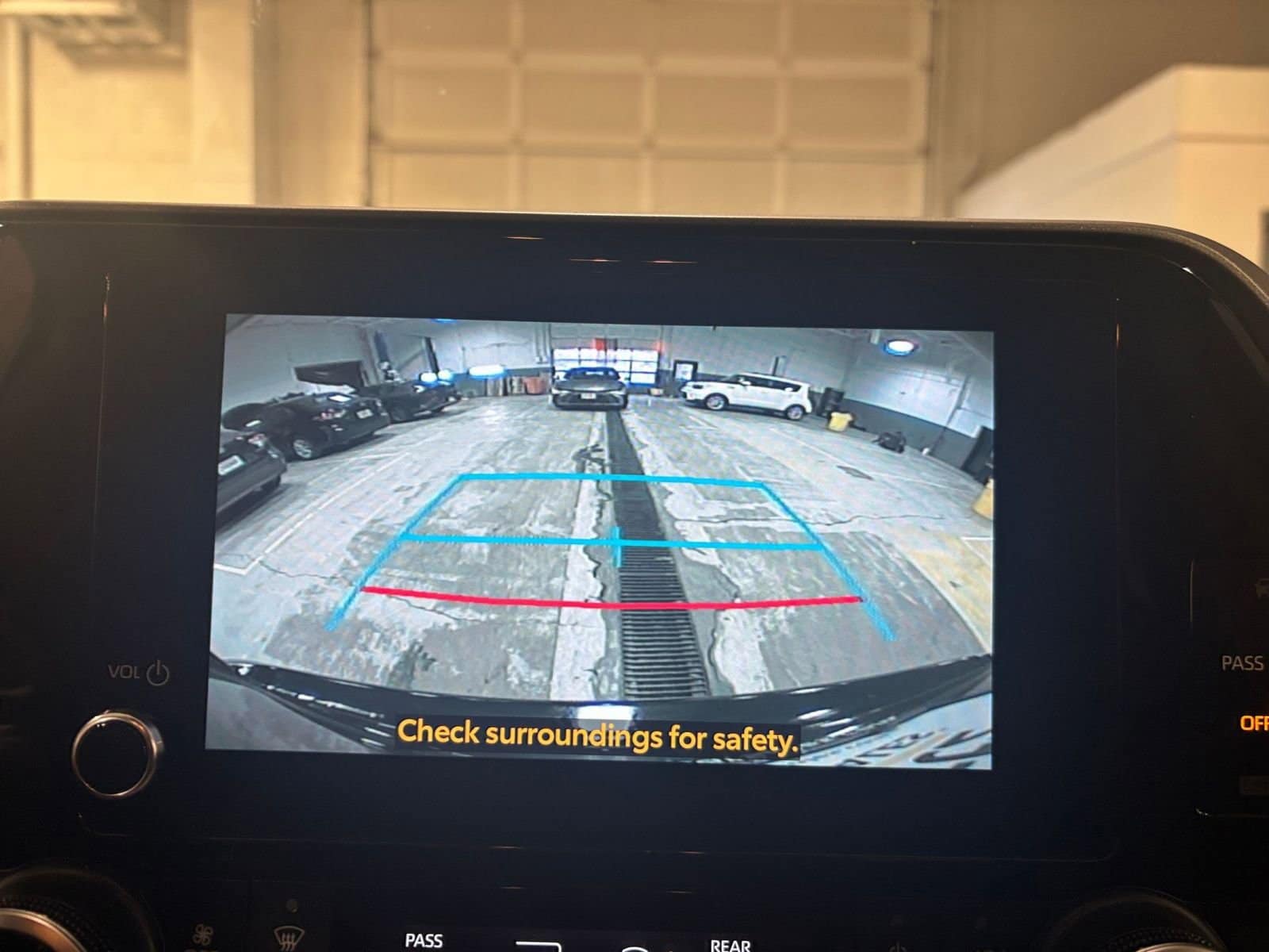 Thumbnail: 2025 Toyota Highlander - 17