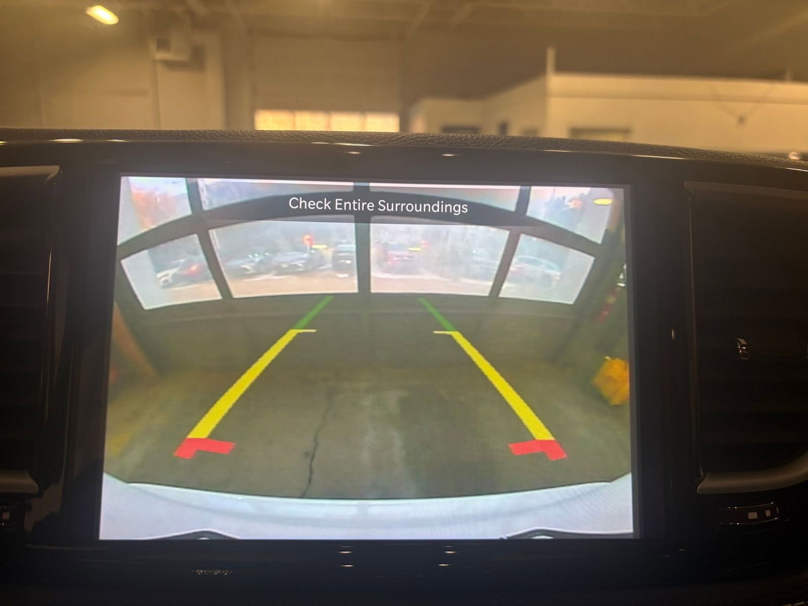 Thumbnail: 2025 Chrysler Pacifica - 17