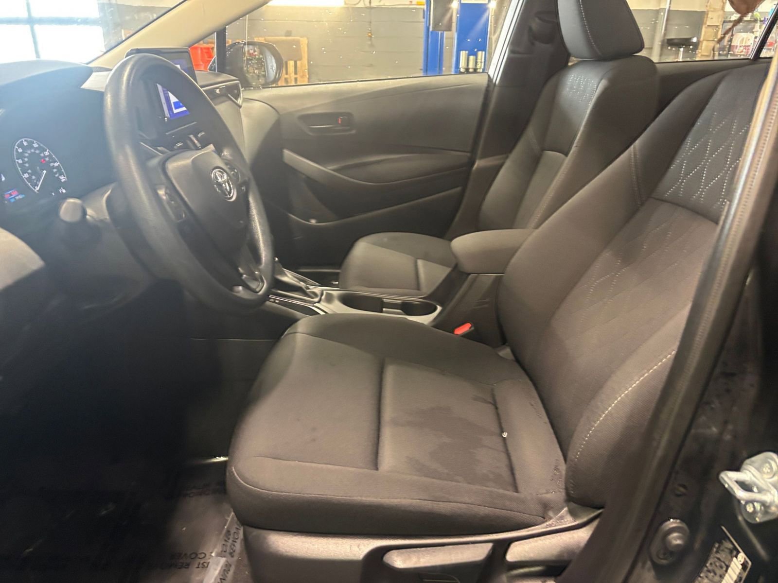 Thumbnail: 2025 Toyota Corolla - 35