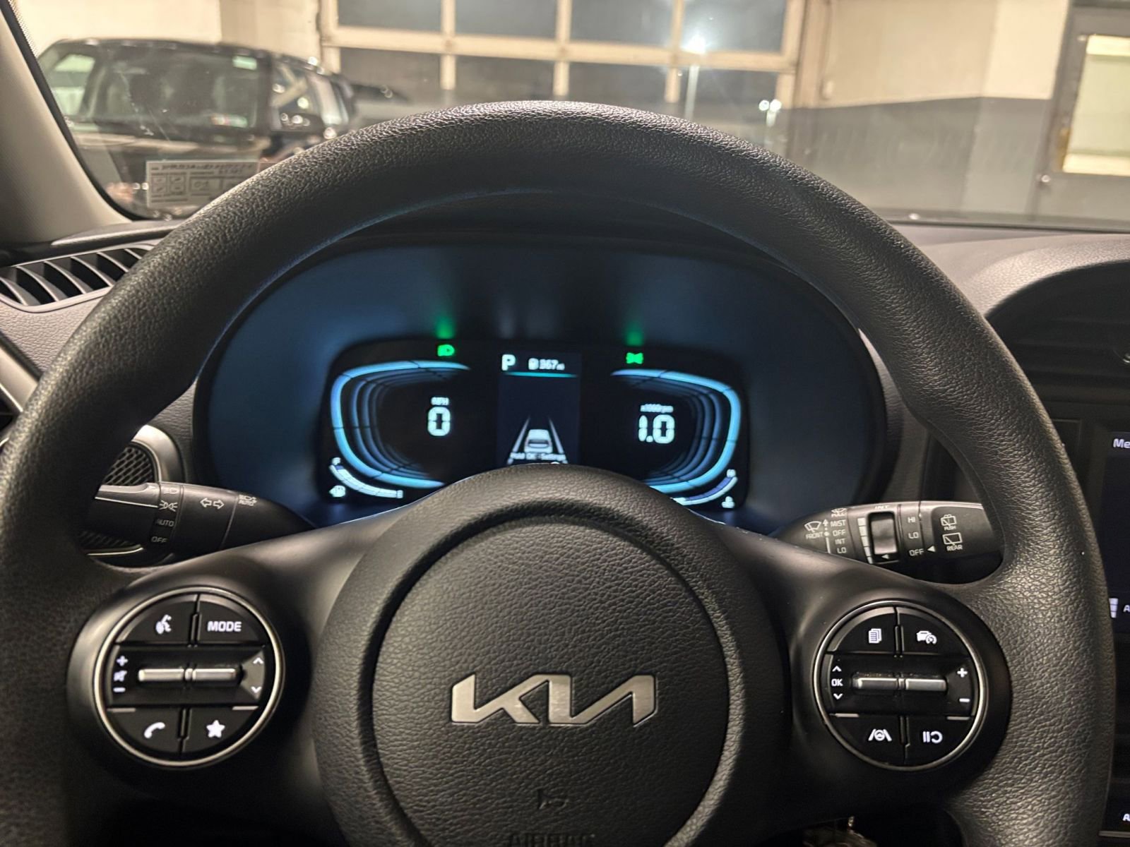 Thumbnail: 2025 Kia Soul - 25