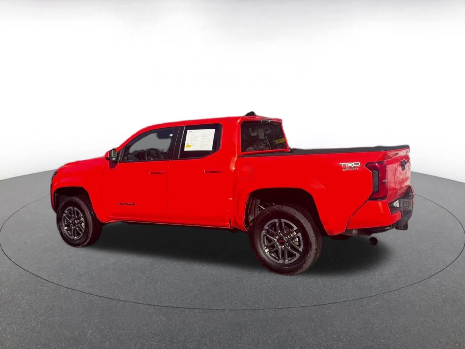 Thumbnail: 2024 Toyota Tacoma - 10
