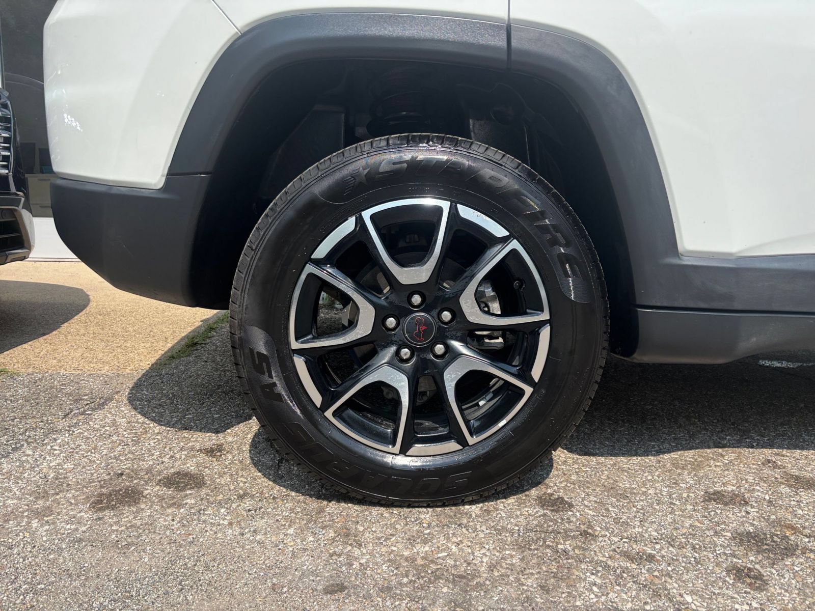Thumbnail: 2025 Jeep Compass - 28