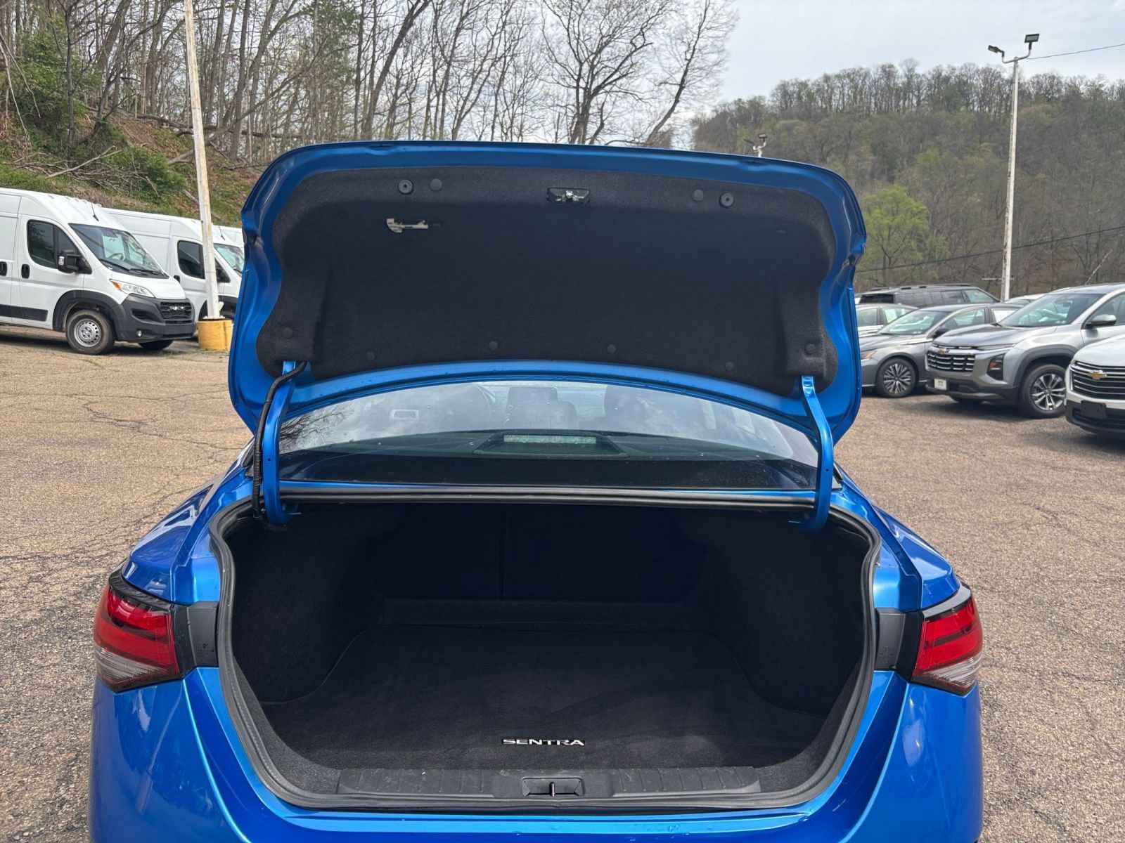 Thumbnail: 2025 Nissan Sentra - 31