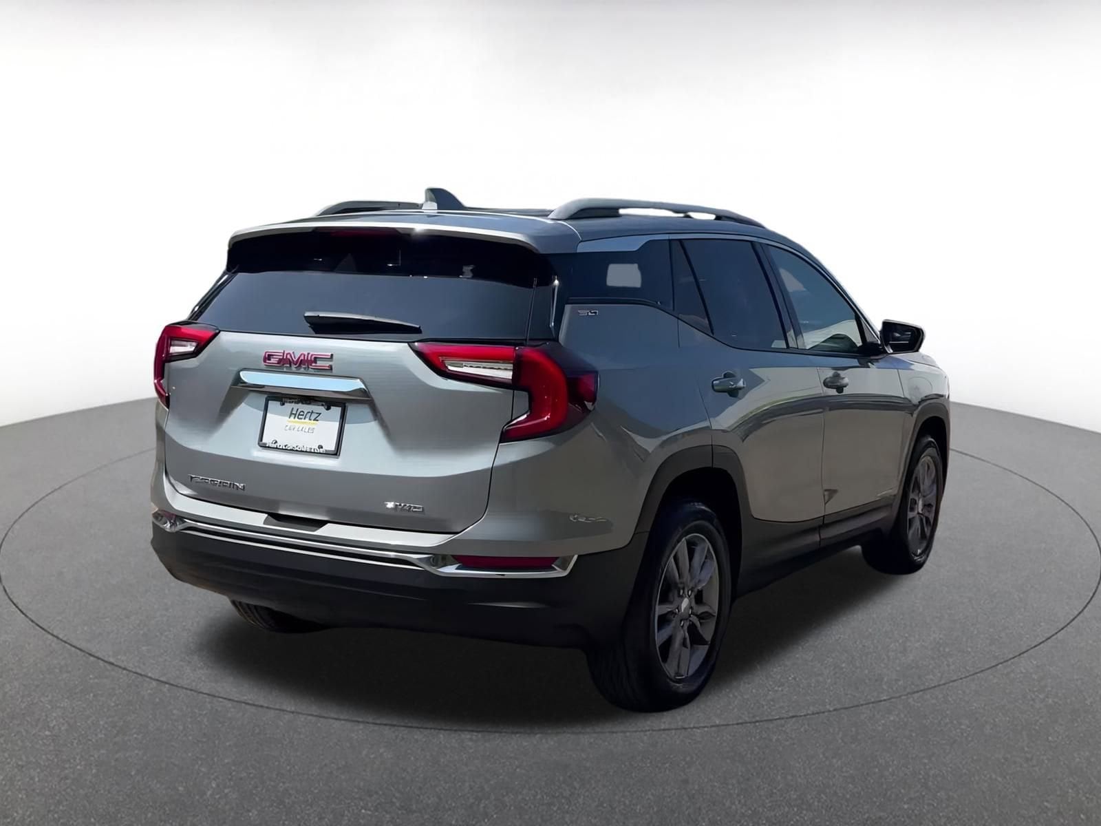 Thumbnail: 2024 GMC Terrain - 14