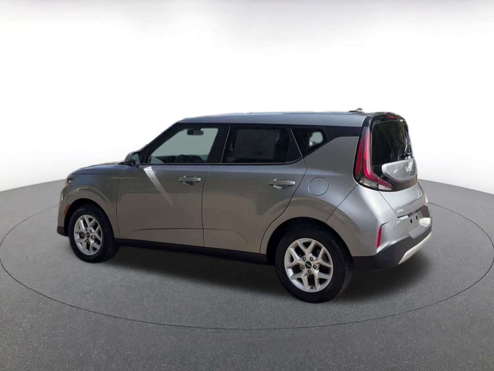 Thumbnail: 2025 Kia Soul - 10