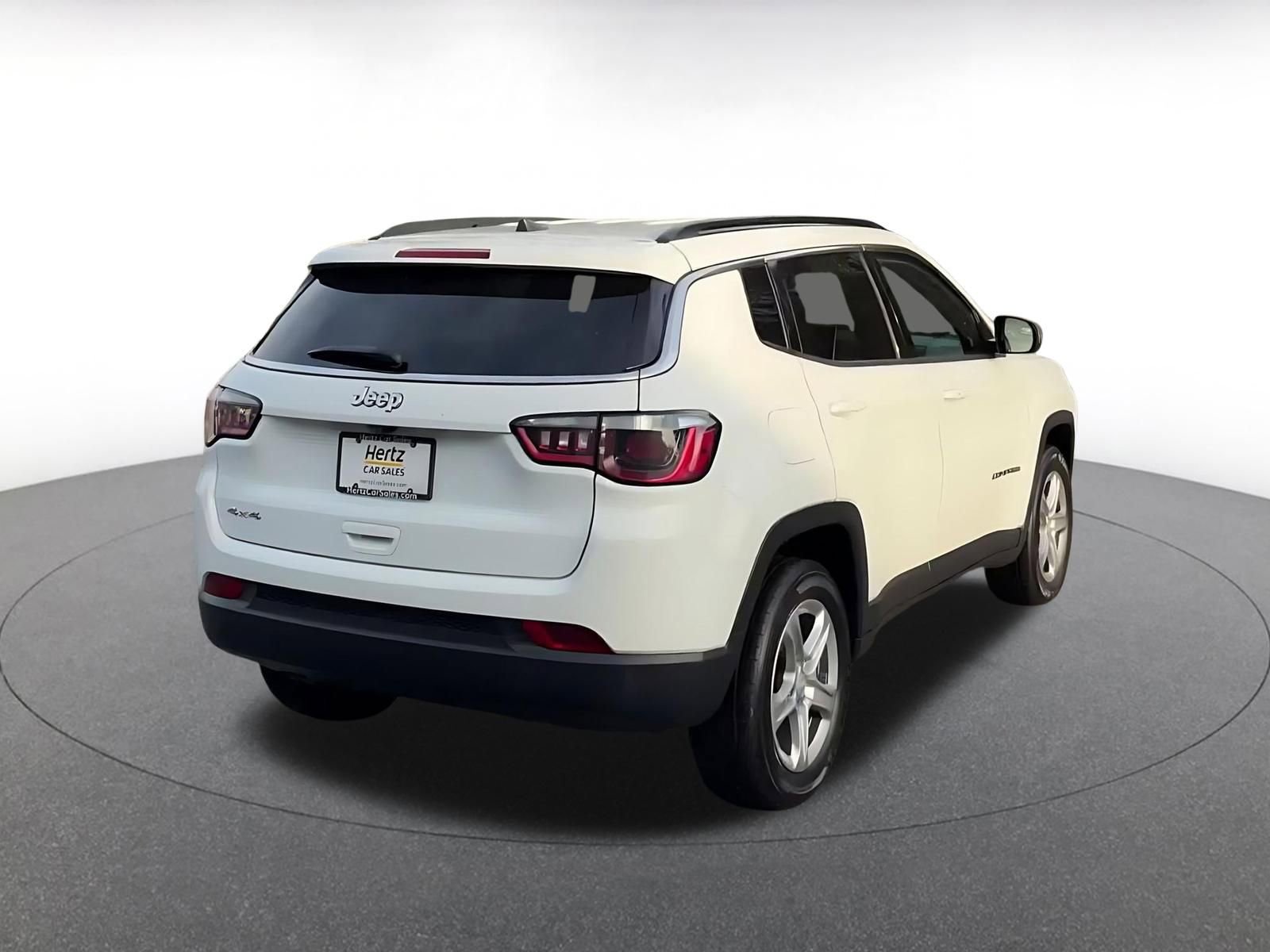 Thumbnail: 2023 Jeep Compass - 15