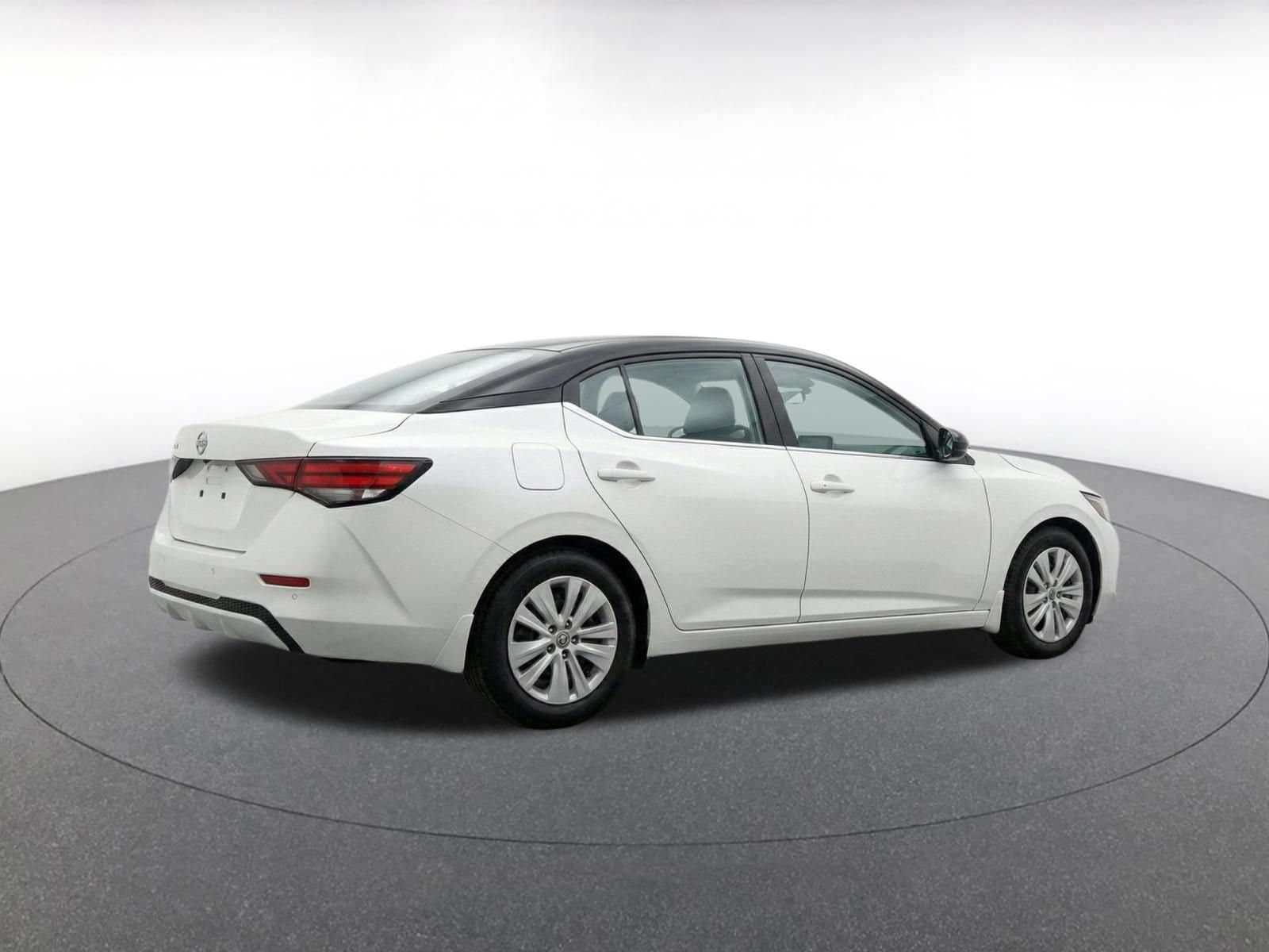 Thumbnail: 2025 Nissan Sentra - 8