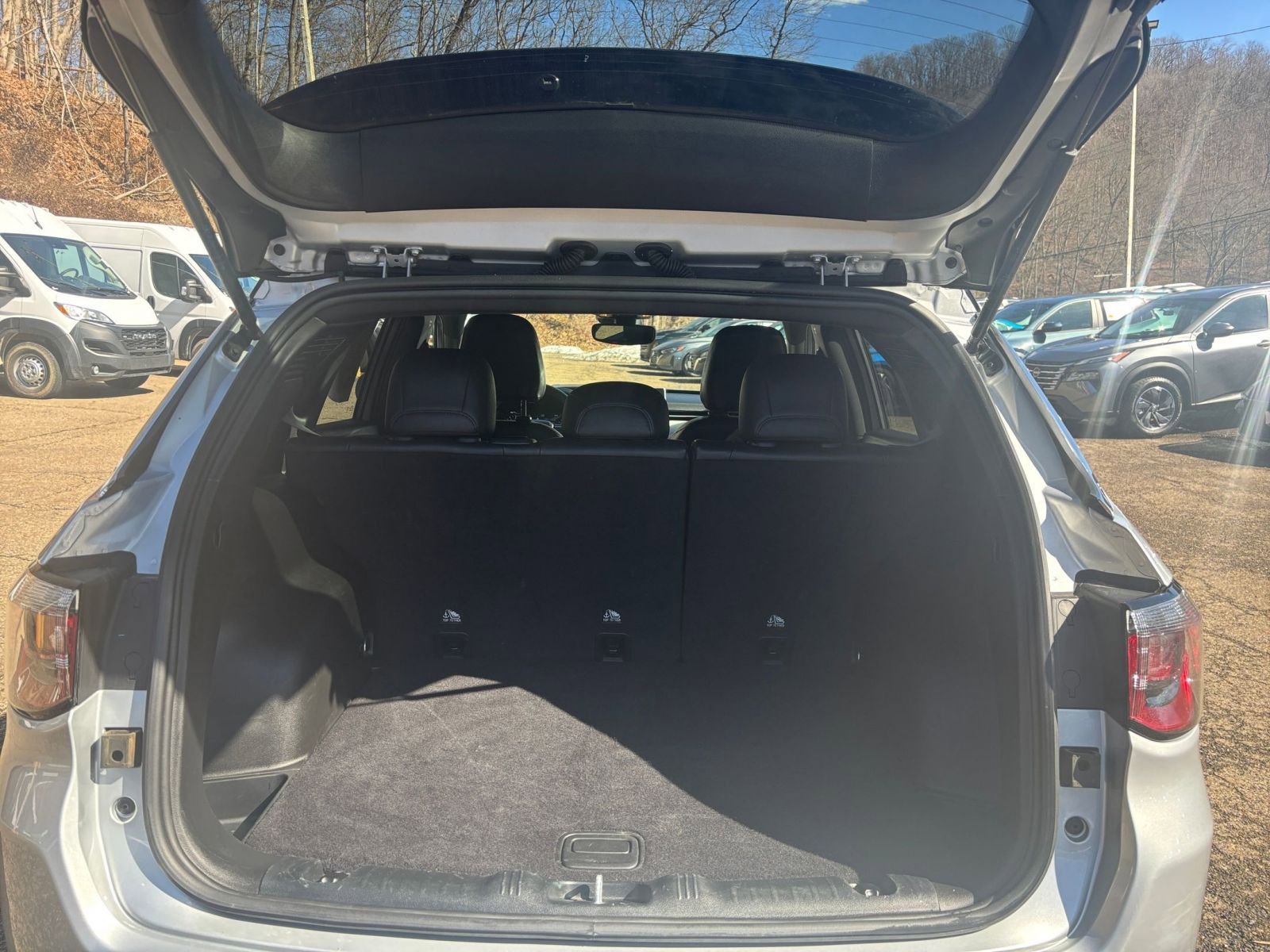 Thumbnail: 2025 Jeep Compass - 32