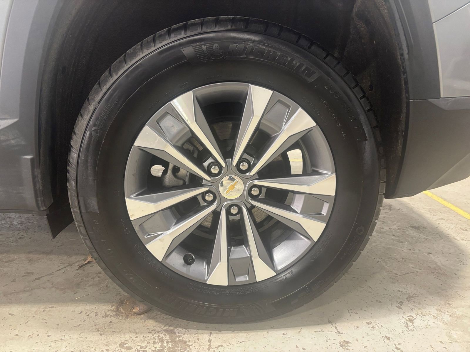 Thumbnail: 2025 Chevrolet Equinox - 30