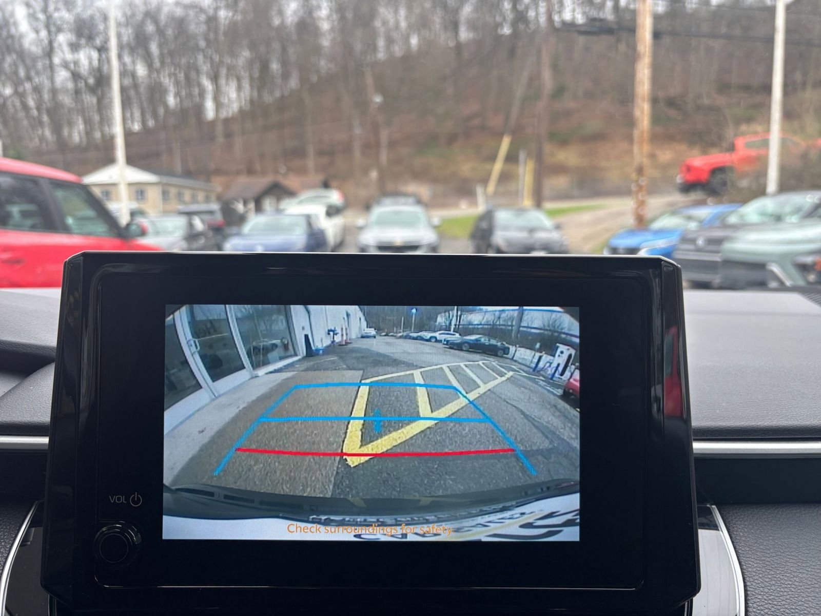 Thumbnail: 2025 Toyota Corolla - 23