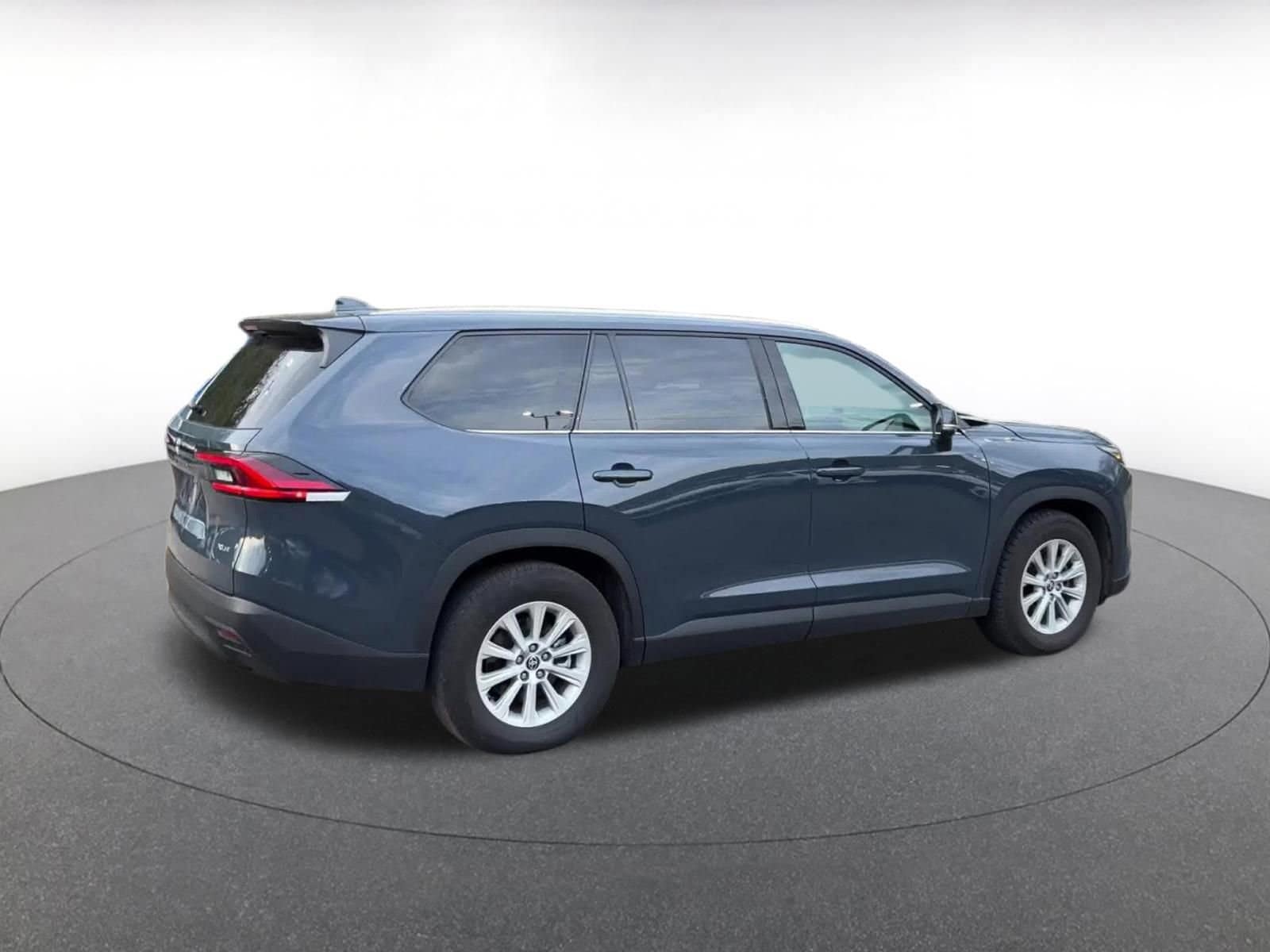 Thumbnail: 2025 Toyota Grand Highlander - 14