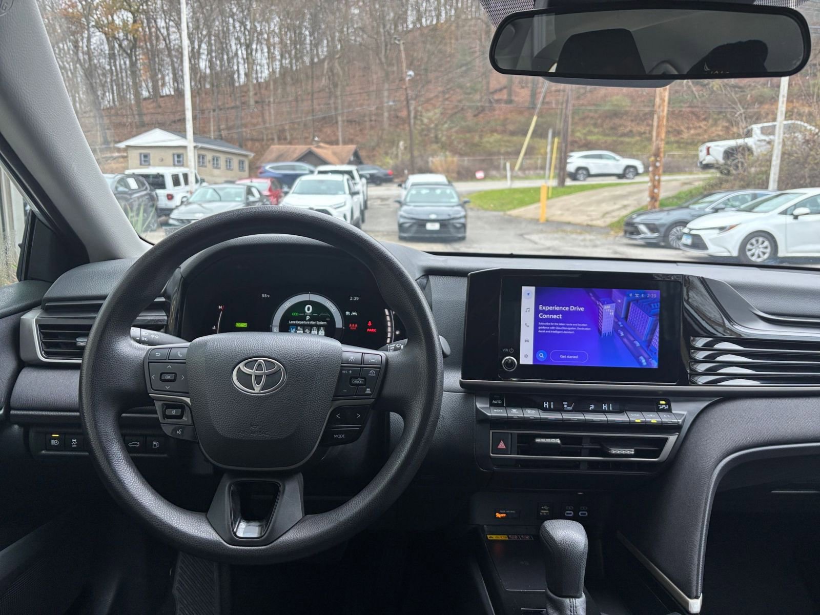 Thumbnail: 2025 Toyota Camry - 33