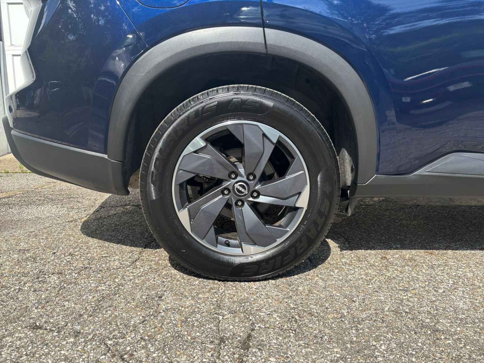 Thumbnail: 2025 Nissan Rogue - 33
