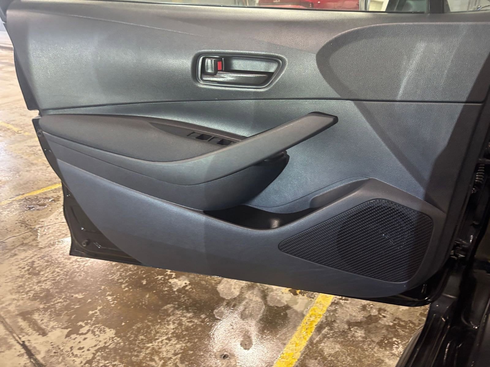 Thumbnail: 2025 Toyota Corolla - 20