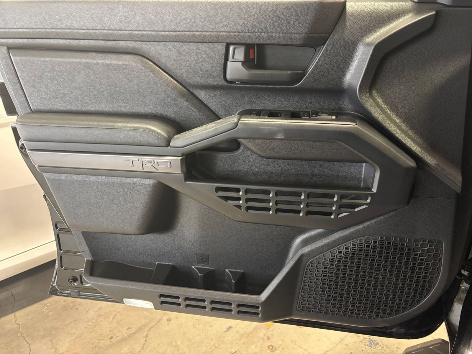 Thumbnail: 2025 Toyota 4Runner - 20